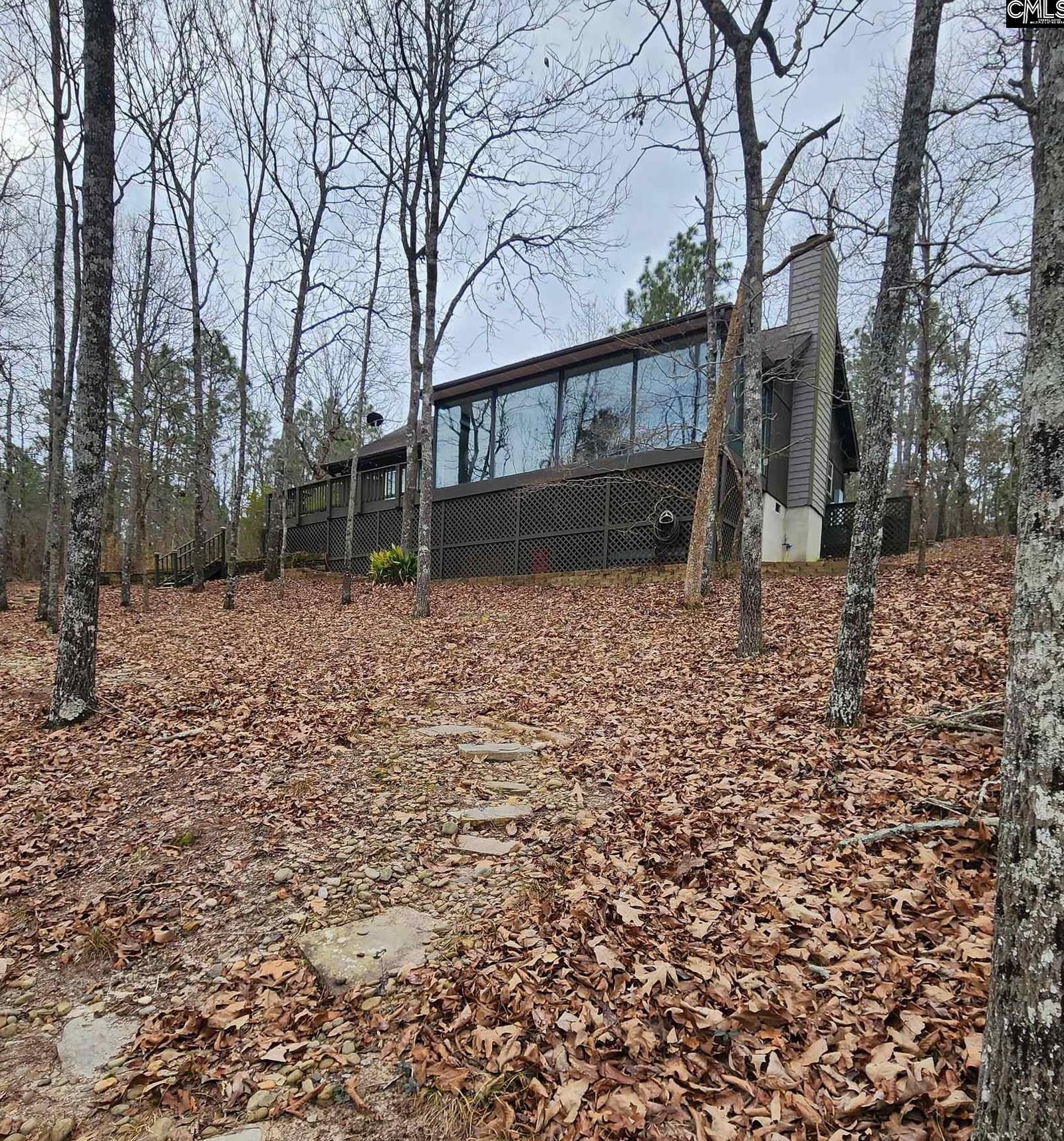 653 Edisto Lake Rd, New Holland, SC 29164