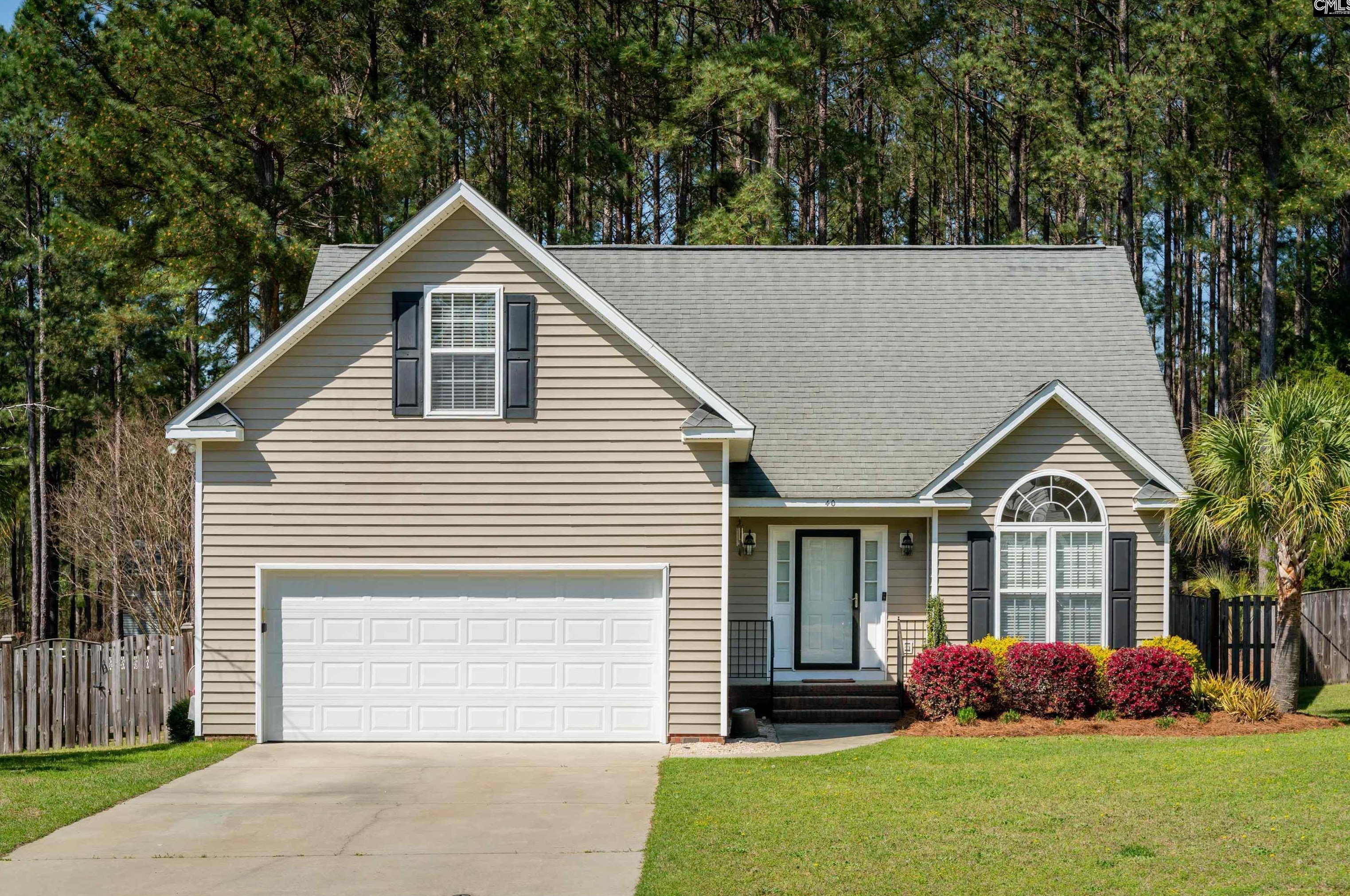 40 Strawberry Field Ln, Elgin, SC 29045-8767