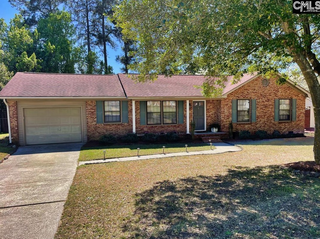 108 Stuart Ln, Lexington, SC 29072