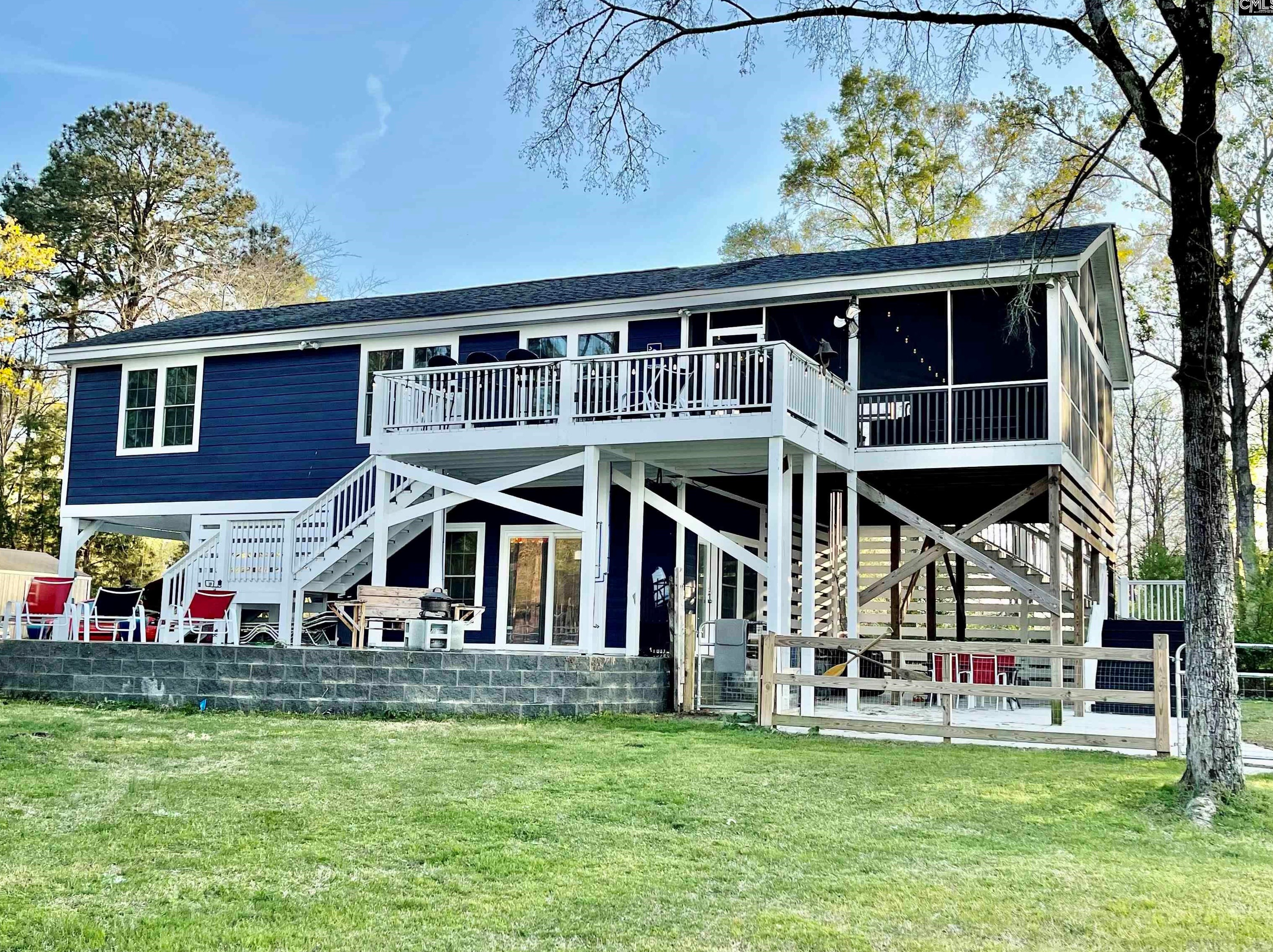 60 Little Point Ln, Smallwood, SC 29130-7386