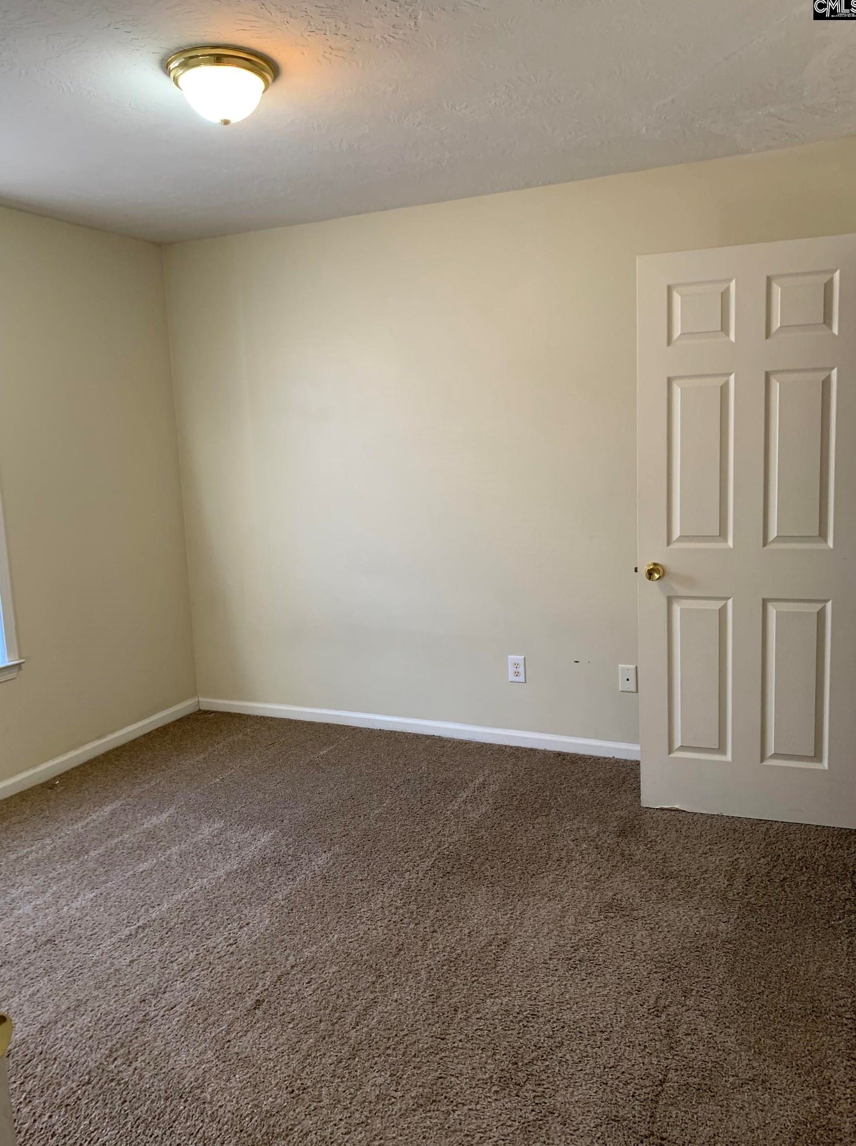 131 Sea Hawk Ln, Columbia SC  29203-9038 exterior