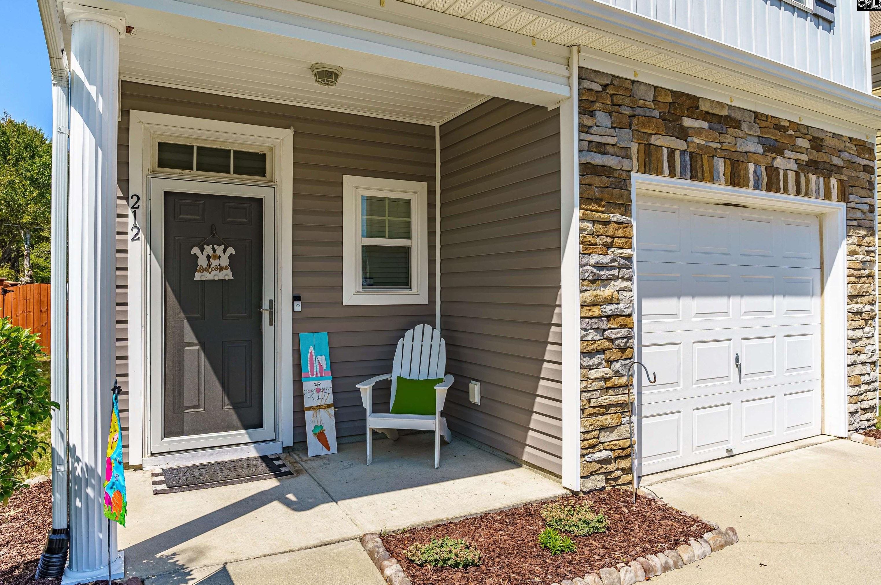 212 Chestnut Oak Ln, Cayce-West Columbia, SC 29169