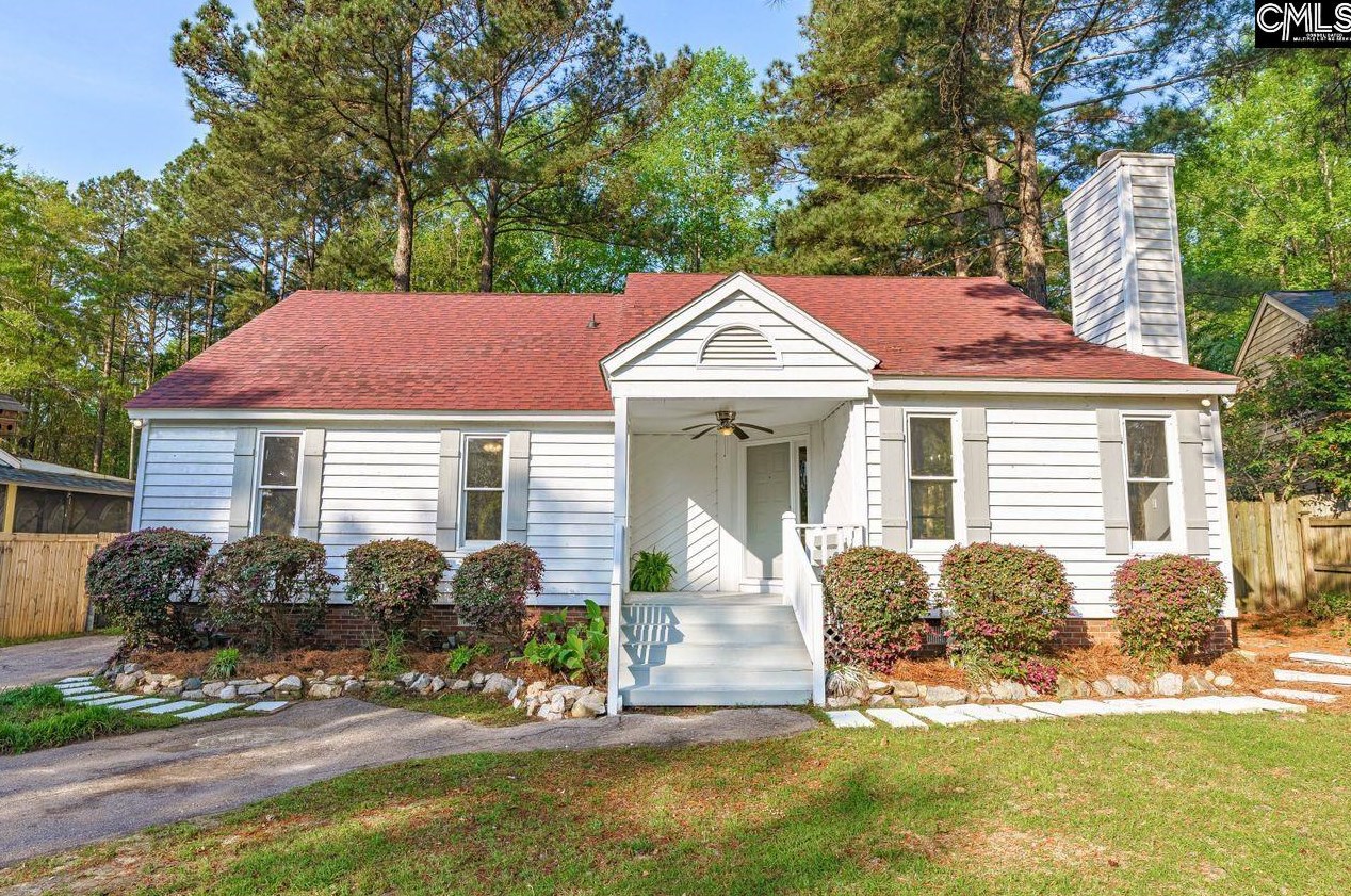 207 Mockingbird Dr, Lexington, SC 29073