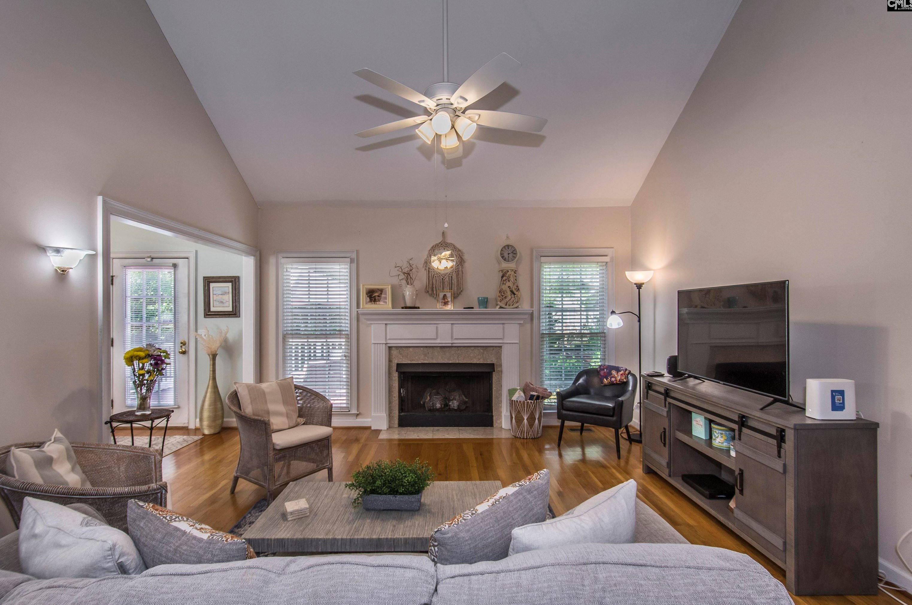 129 Sandstone Rd, Columbia SC  29212-8258 exterior