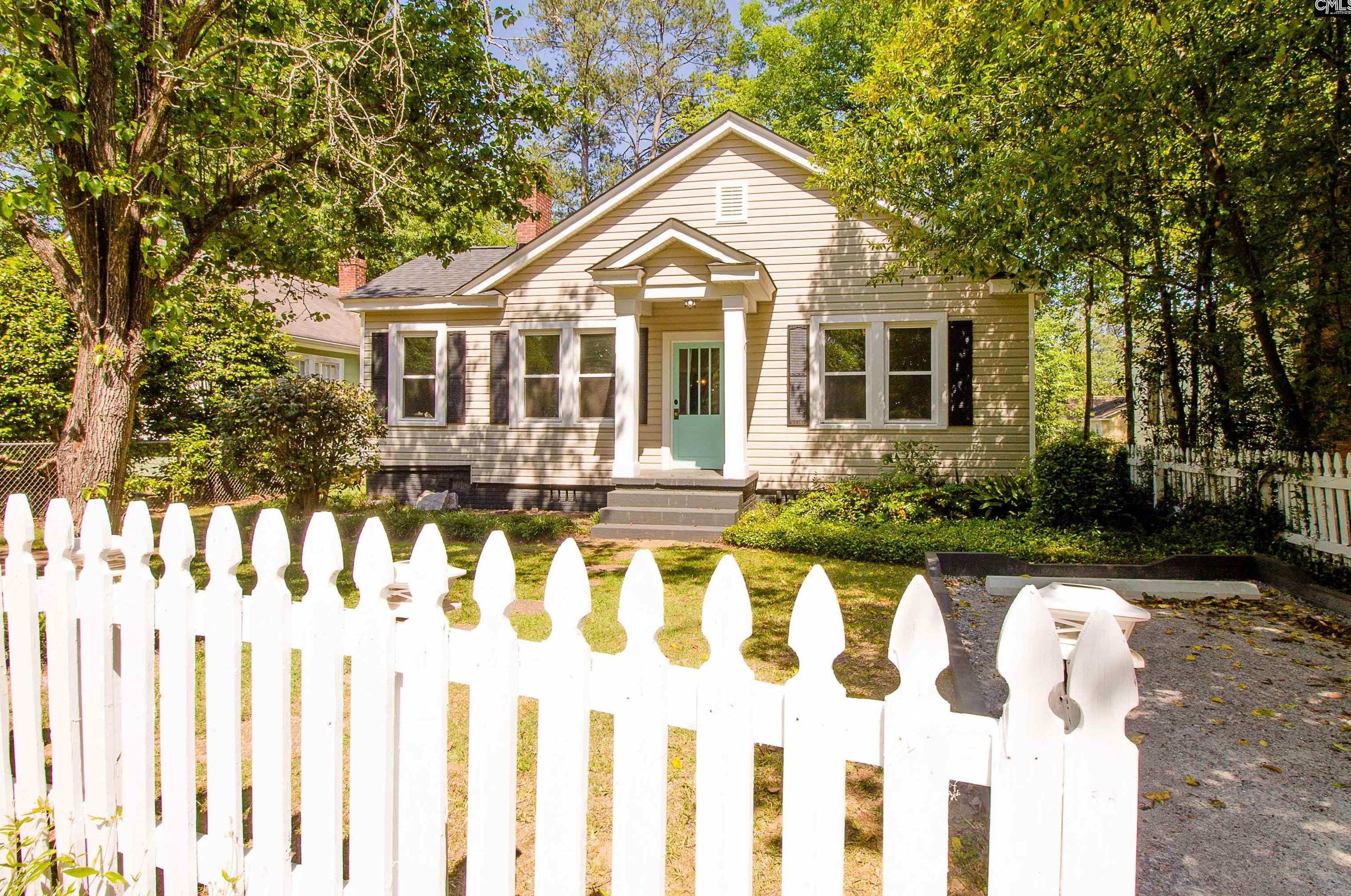 612 Howard St, Columbia, SC 29205-3823