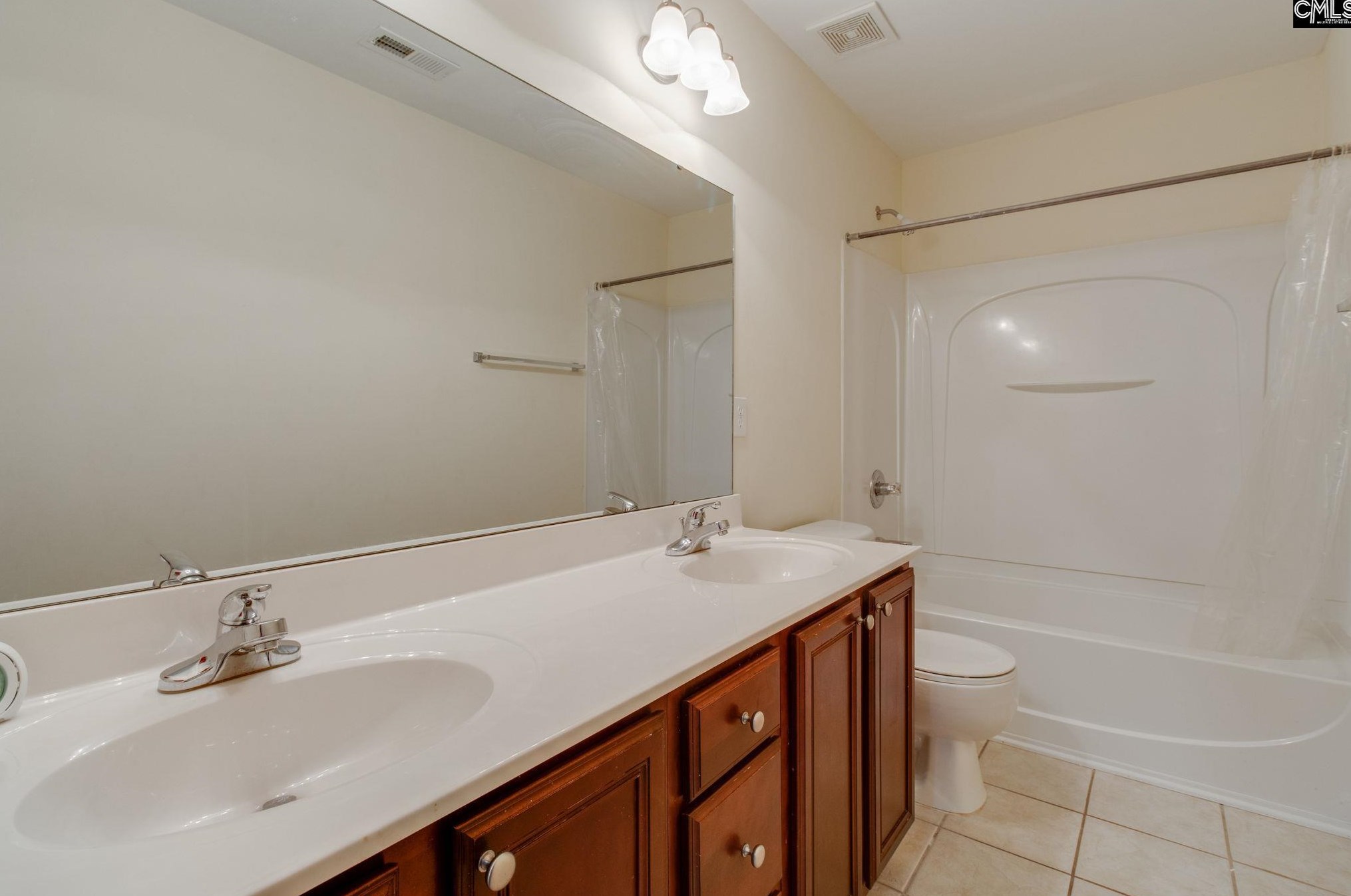 147 Traditions Cir, Columbia SC  29229-7424 exterior