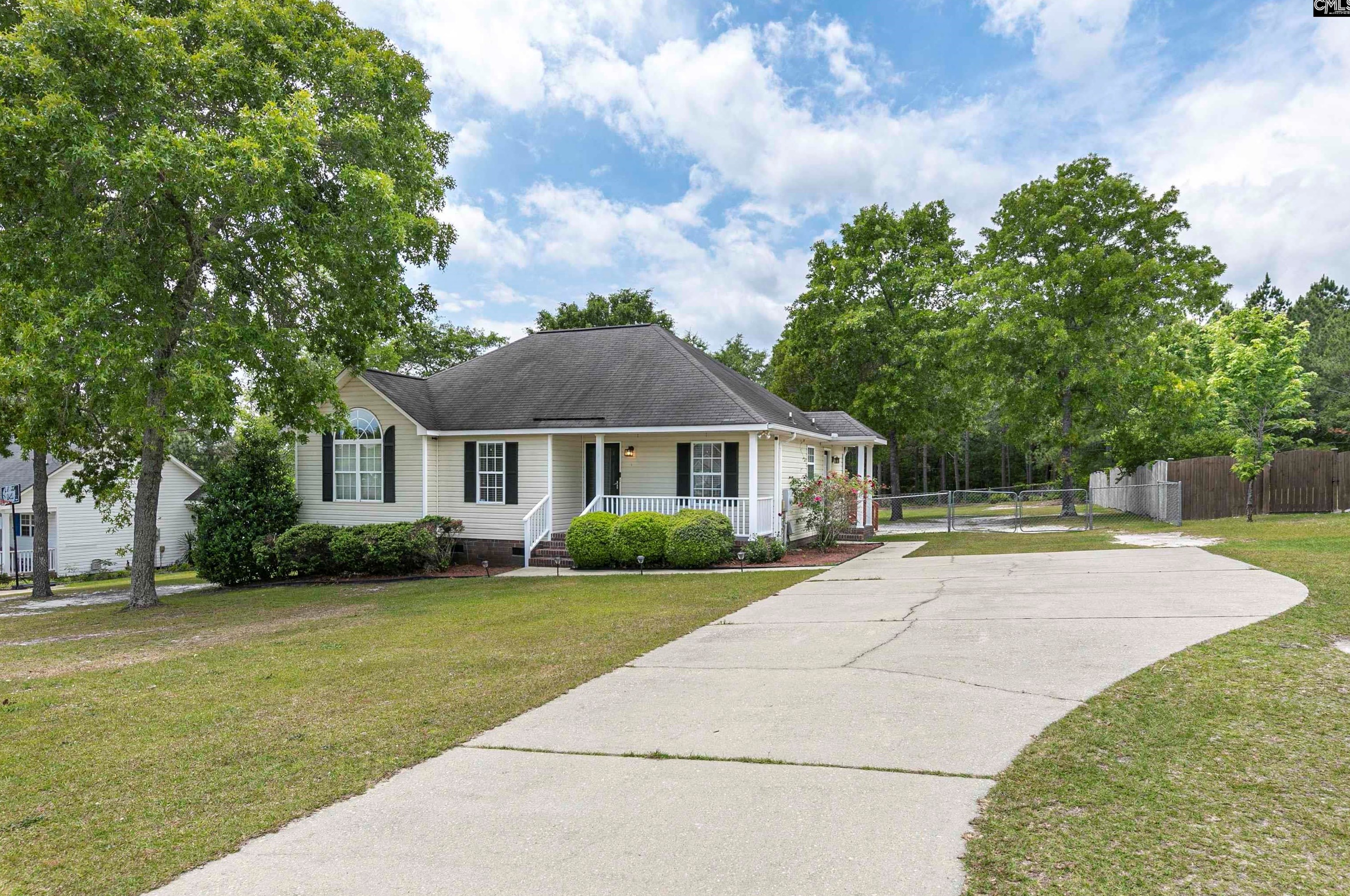 302 S Village Ln, Lugoff, SC 29078