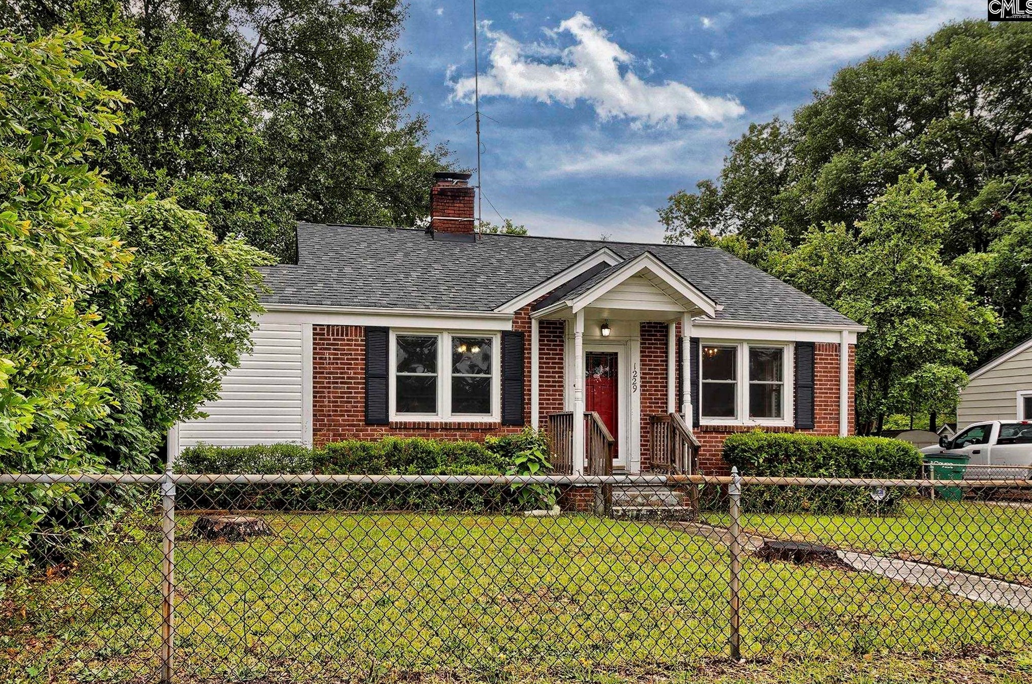 1229 Naples Ave, Cayce-West Columbia, SC 29033