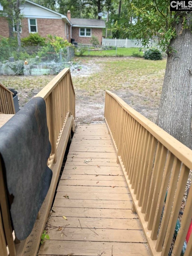 402 Arbor Dr, Columbia SC 29206-5023 exterior