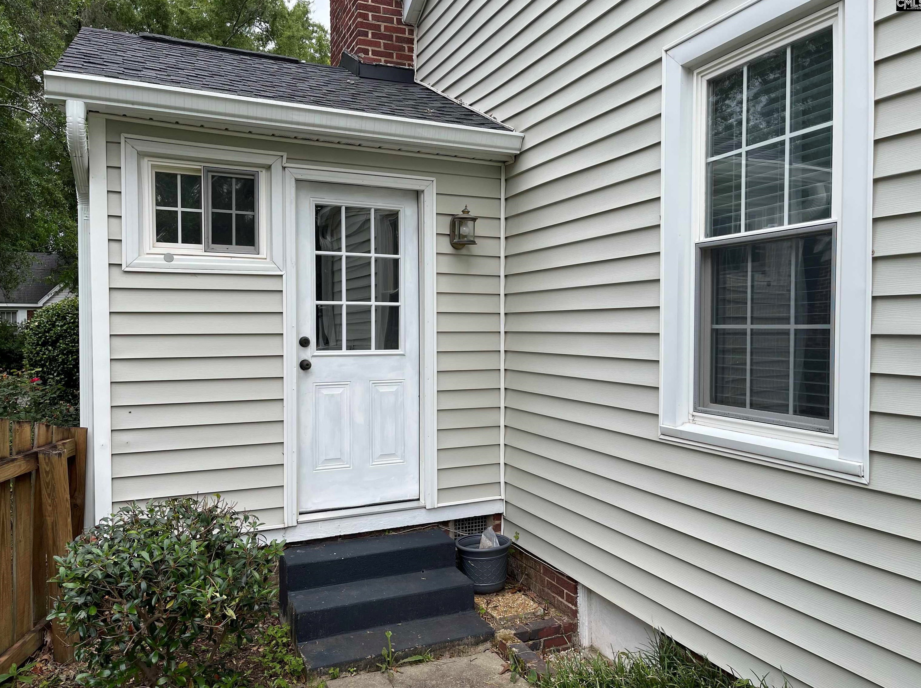 2807 Grace St, Columbia SC 29201-1716 exterior