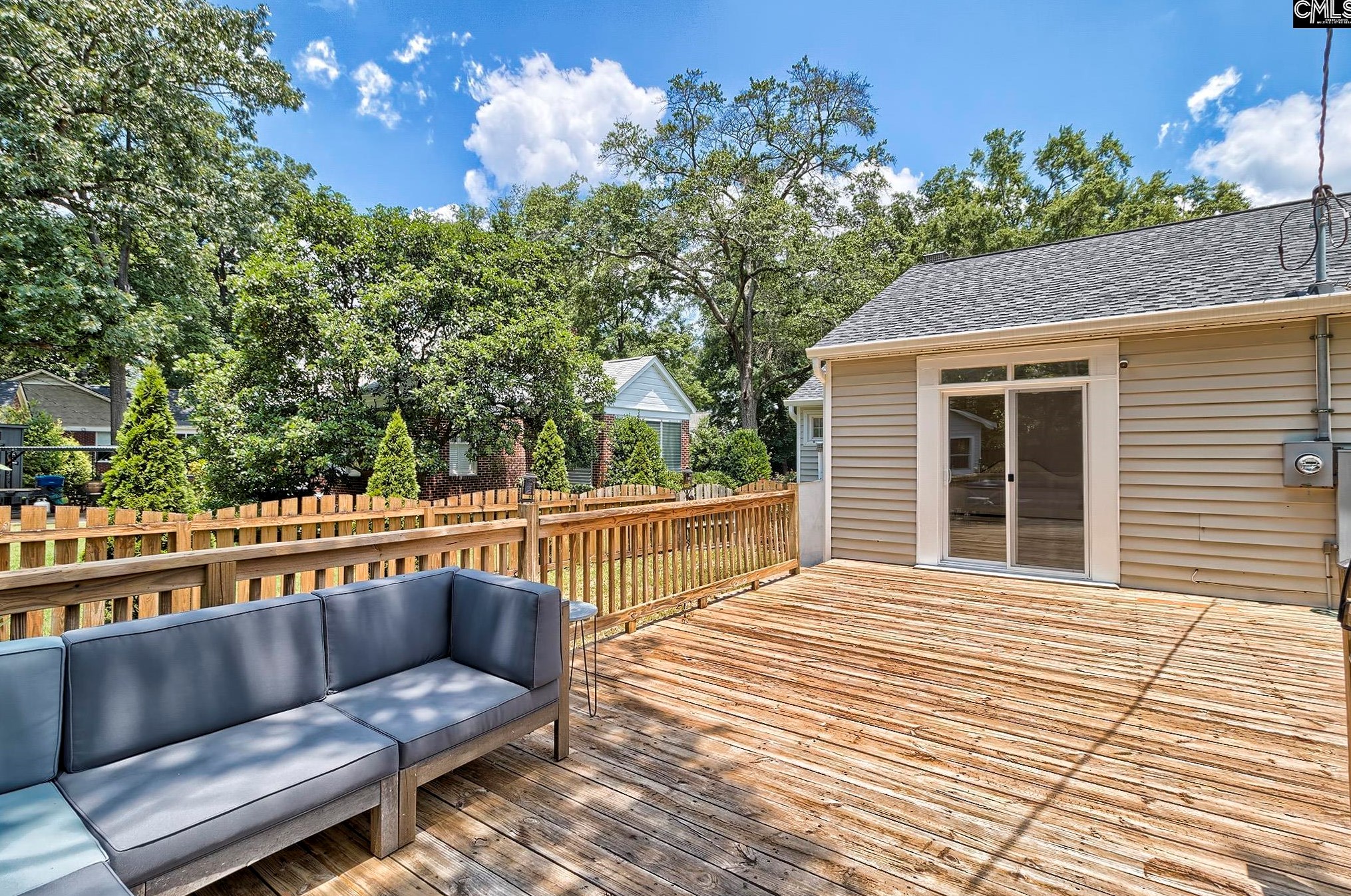 2807 Grace St, Columbia SC 29201-1716 exterior