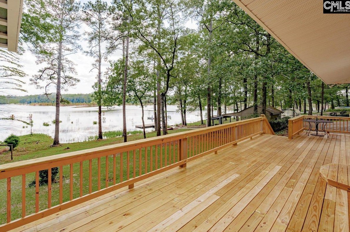 212 Lakeview Rd, Wateree, SC 29044-9146