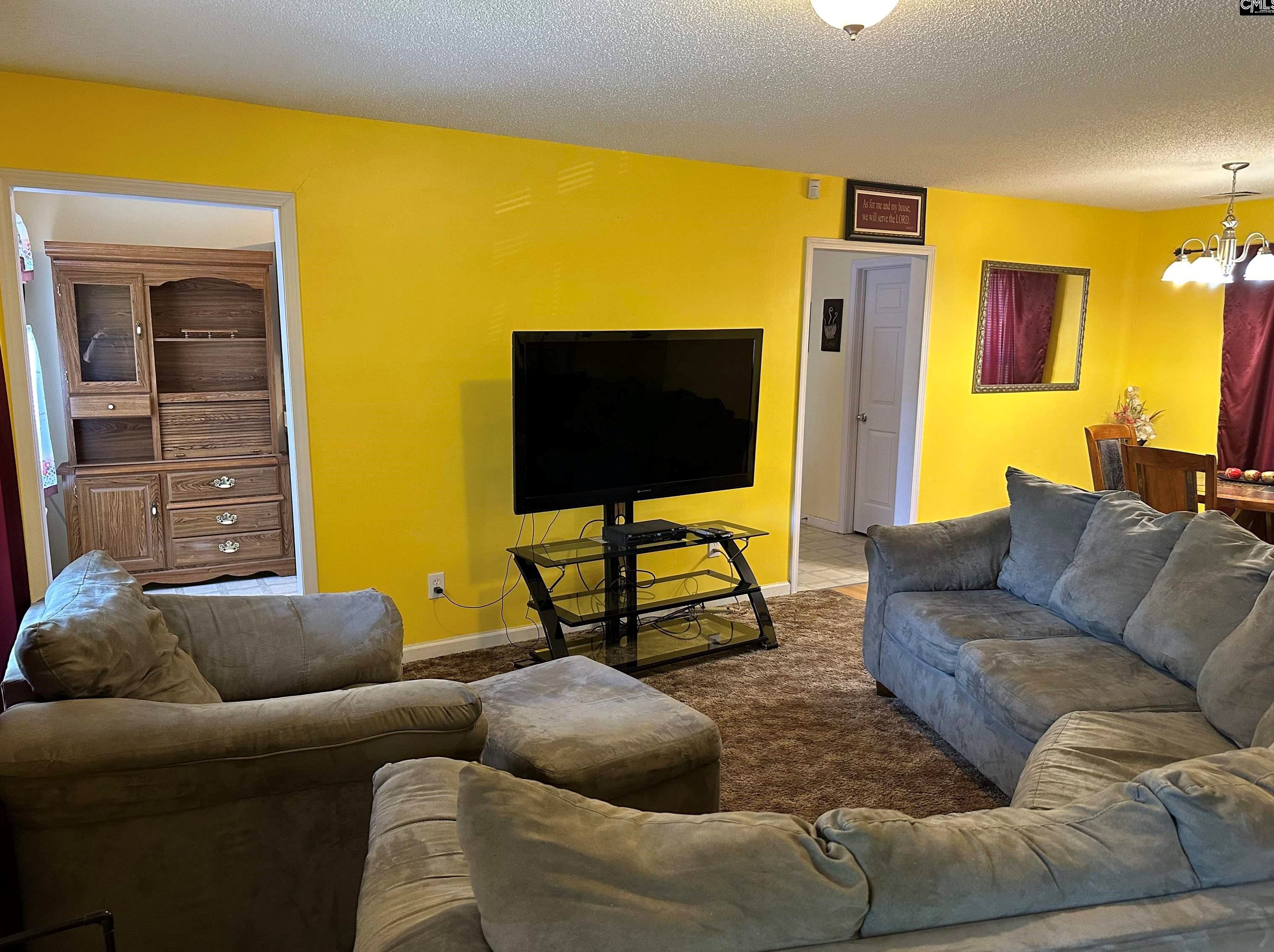 1036 Rockyknoll Dr, Columbia SC  29203-1114 exterior