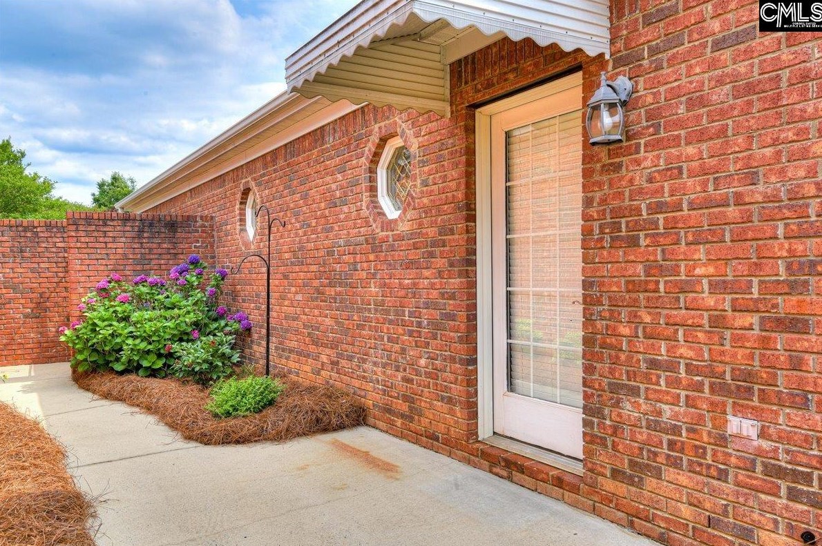 204 Pinnacle Dr, Columbia SC exterior