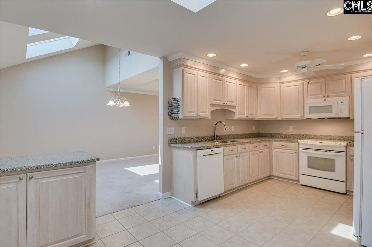 204 Pinnacle Dr, Columbia SC exterior