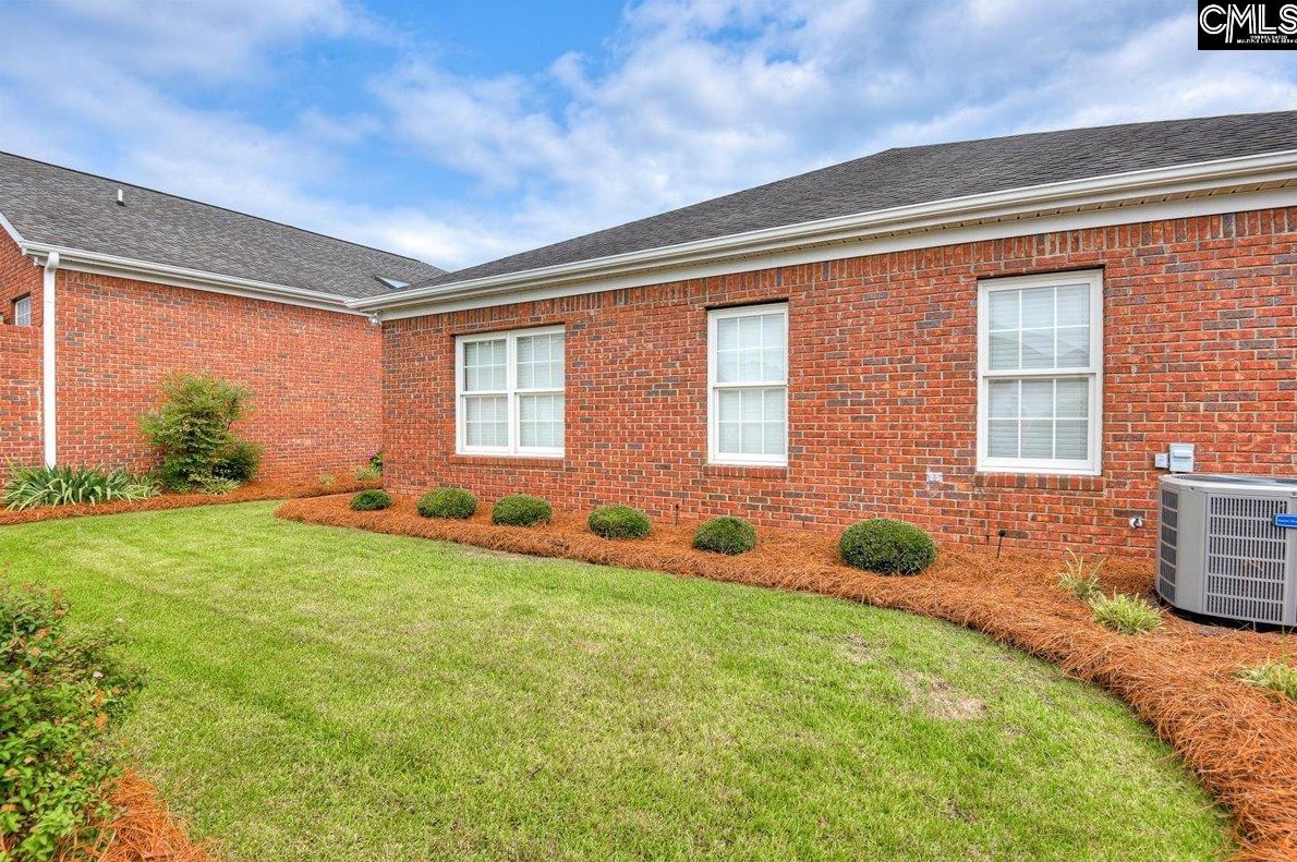 204 Pinnacle Dr, Columbia SC exterior