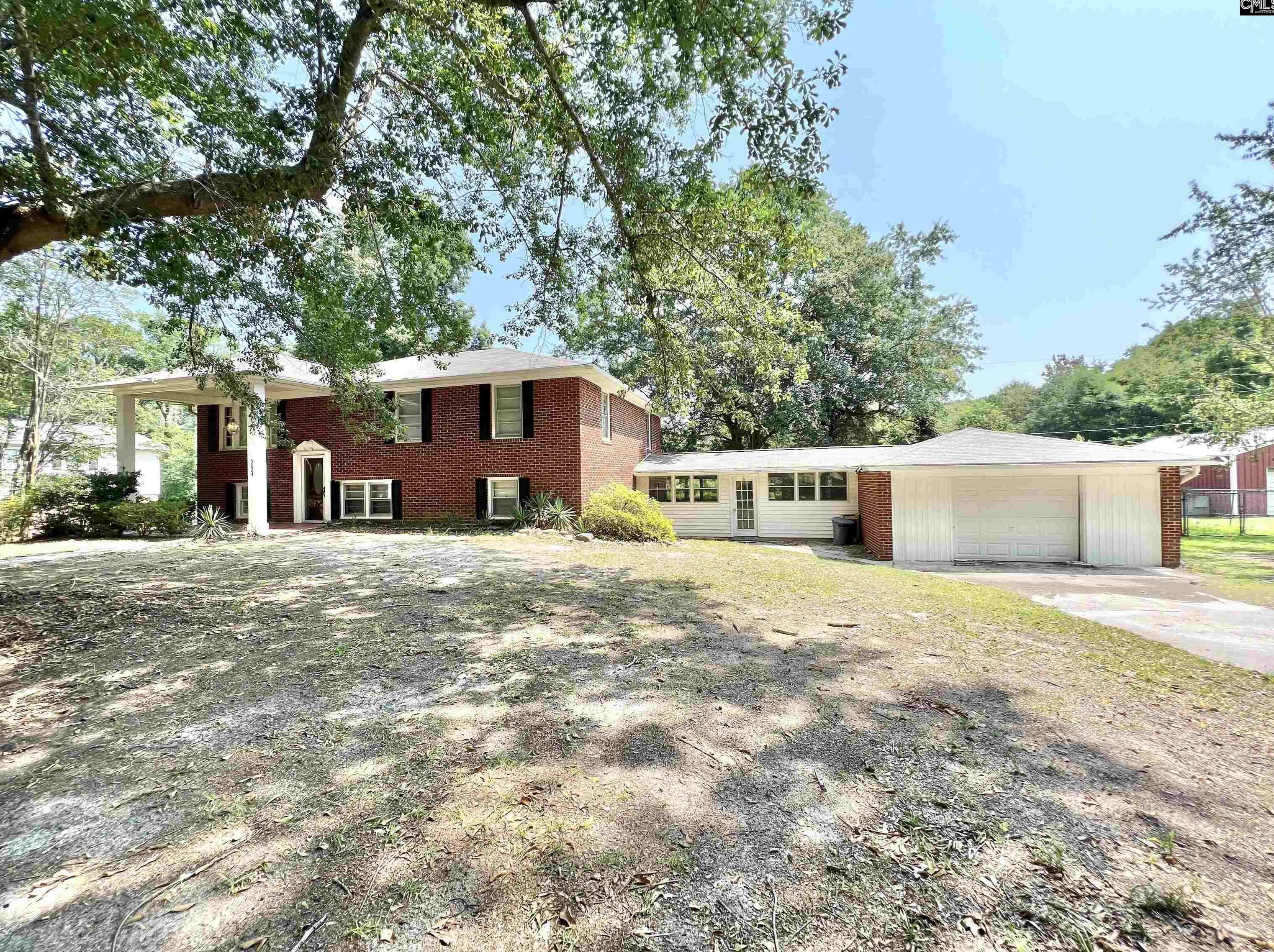 3024 Blalock Dr, Cayce-West Columbia, SC 29169