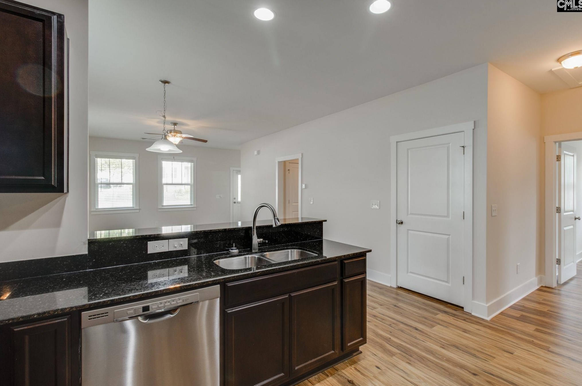 1509 Mcduffie Ave, Columbia SC 29204-1924 exterior