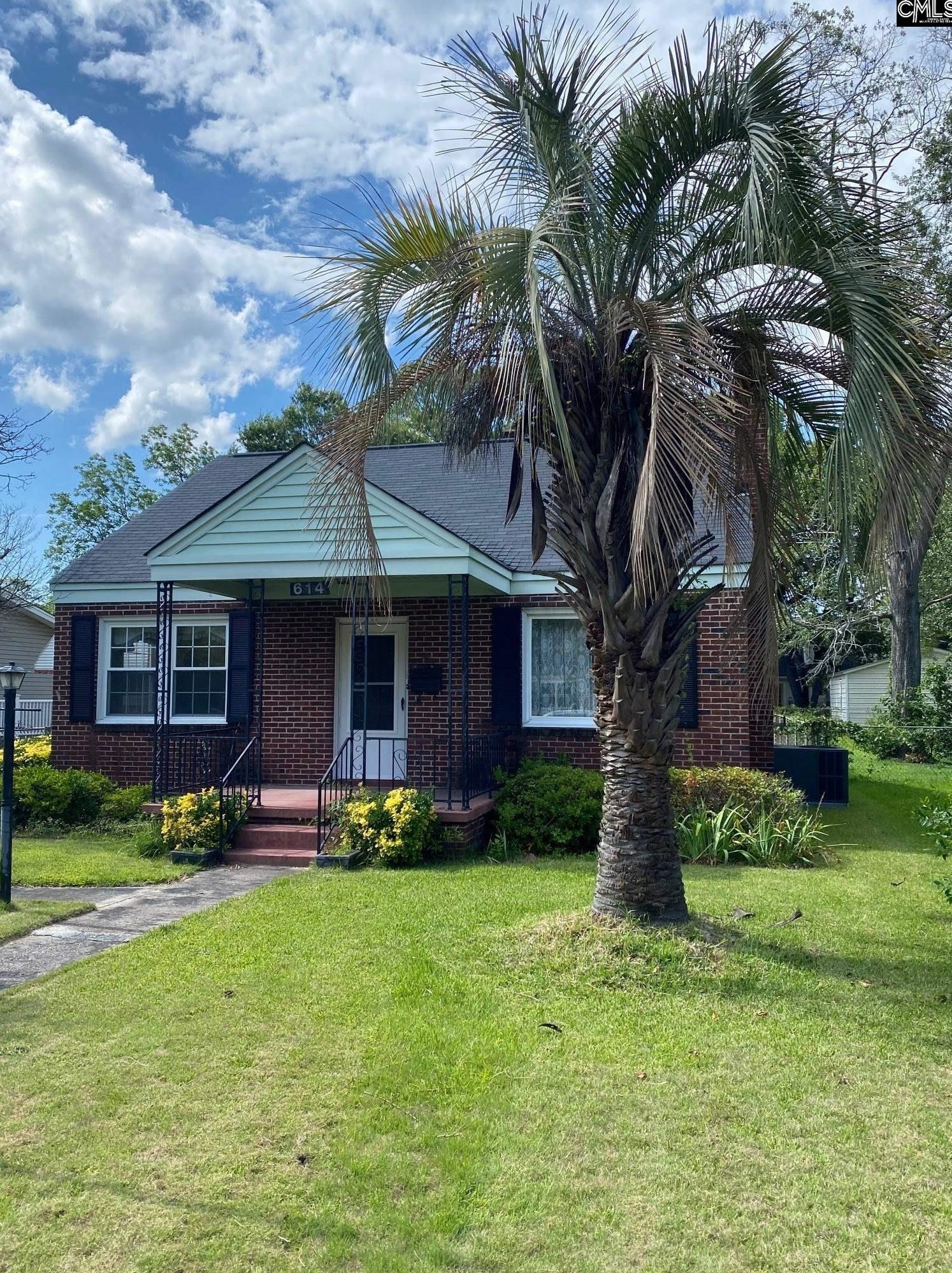 614 Naples Ave, Cayce-West Columbia, SC 29033