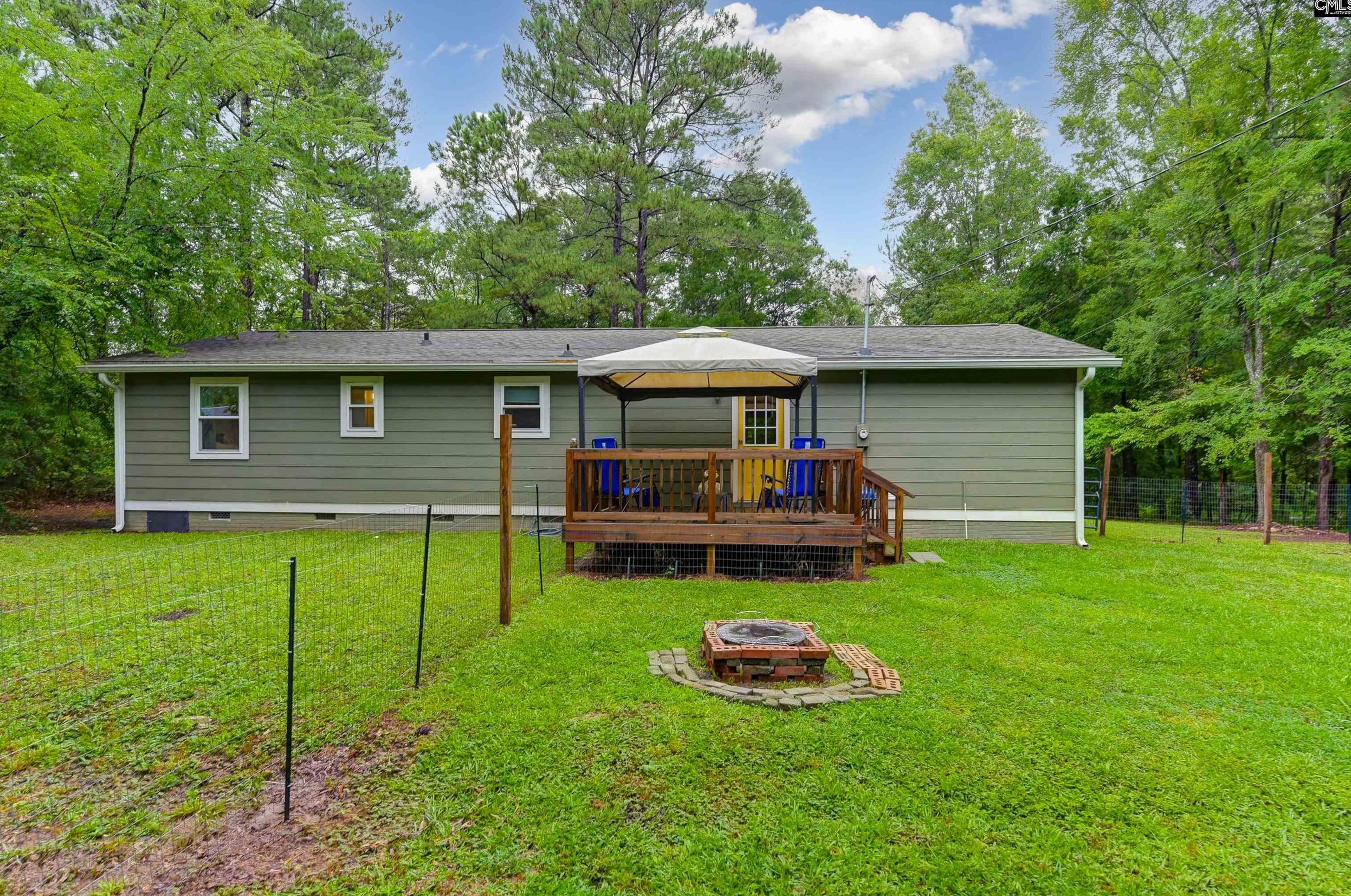 104 Anna B Ln, Irmo SC  29063-8523 exterior