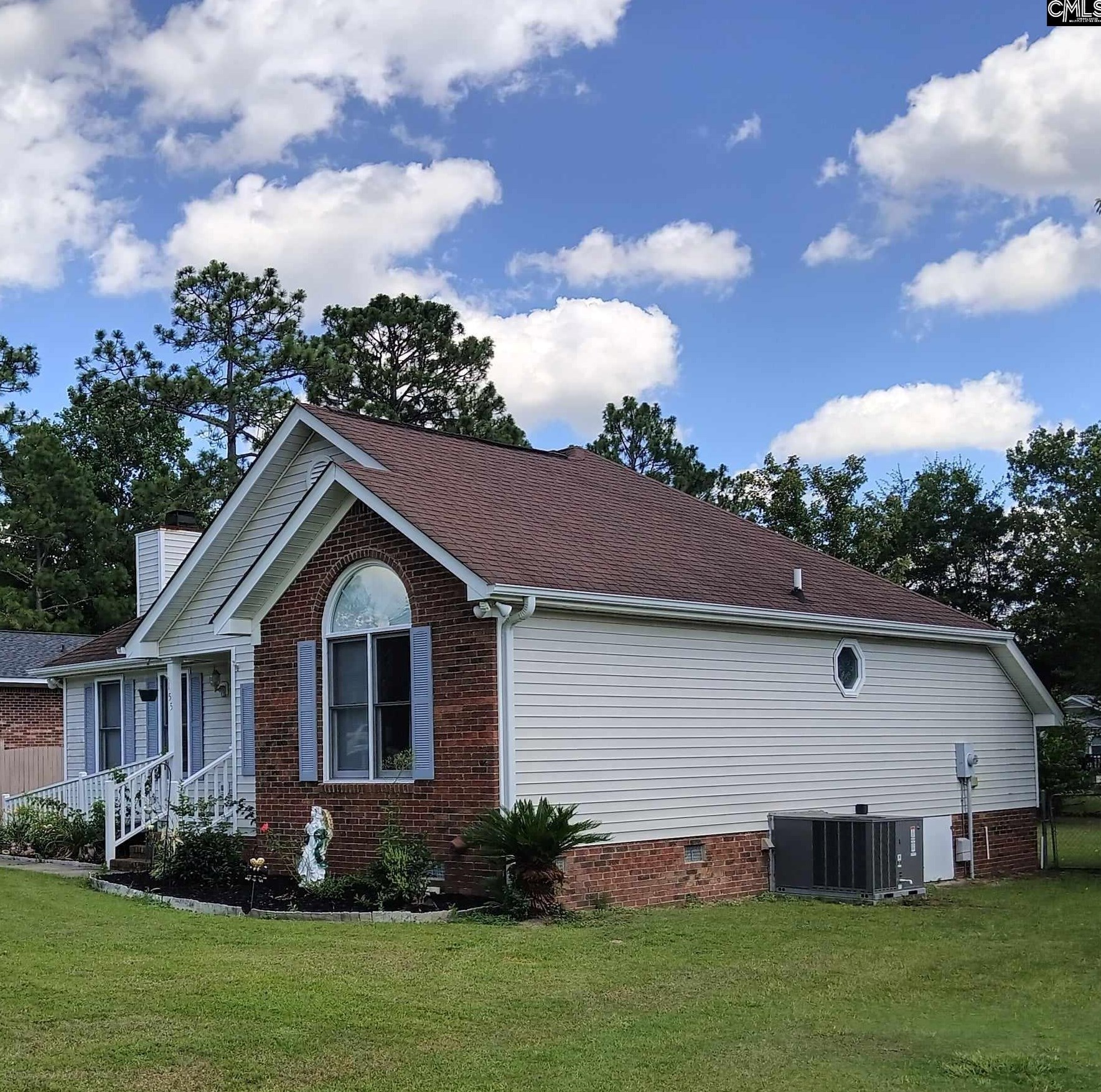 155 N Wrenwood Dr, Lexington, SC 29073