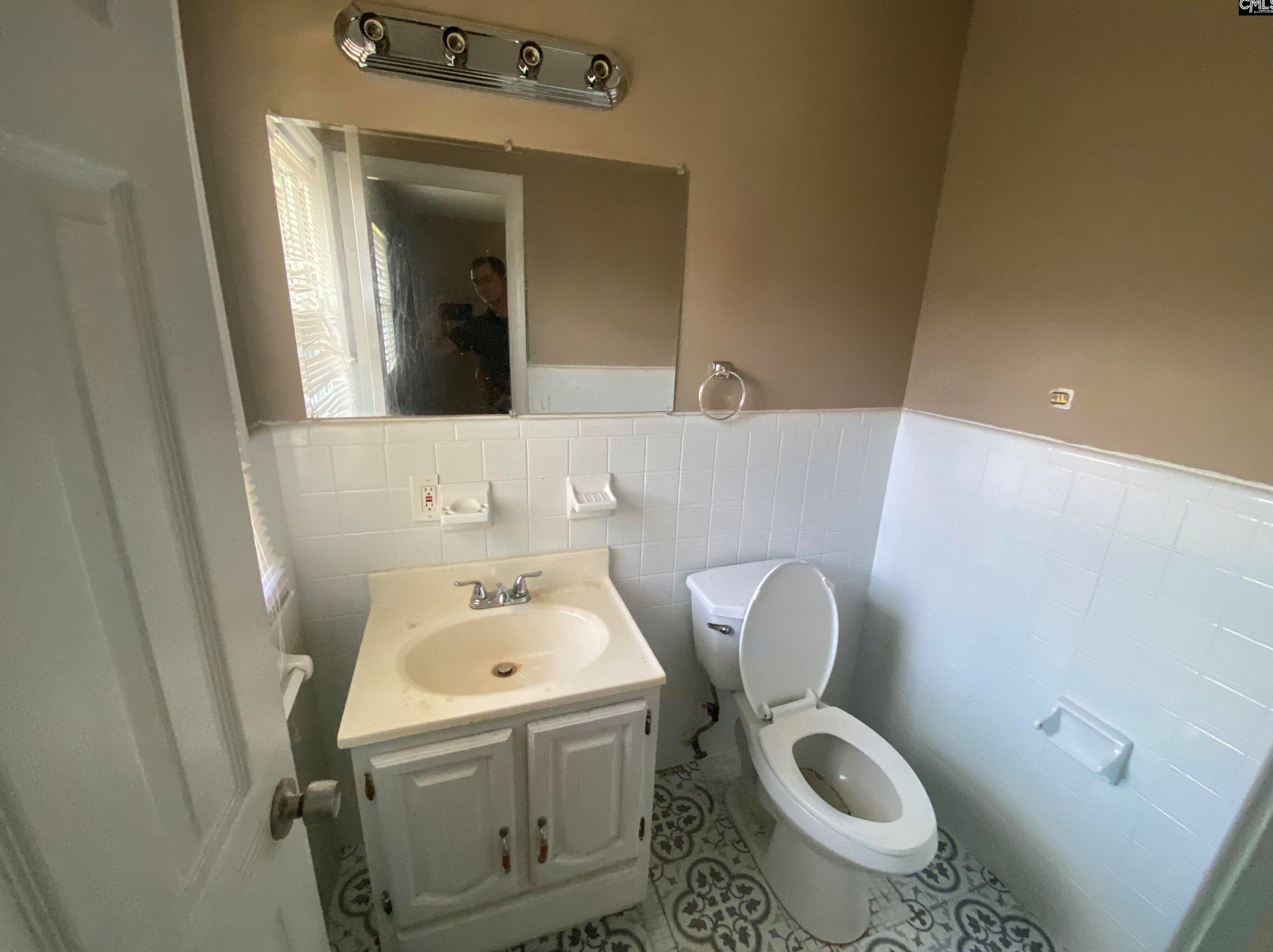 5021 Ridgewood Ave, Columbia SC 29203-3434 exterior