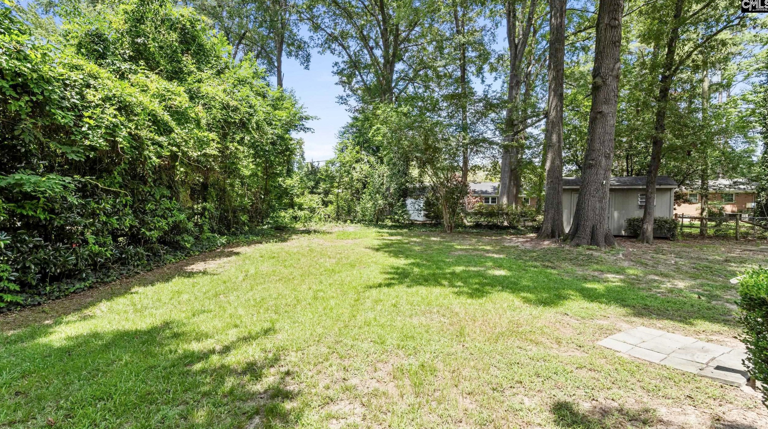 5 Merridun Ln, Columbia SC  29209-1933 exterior