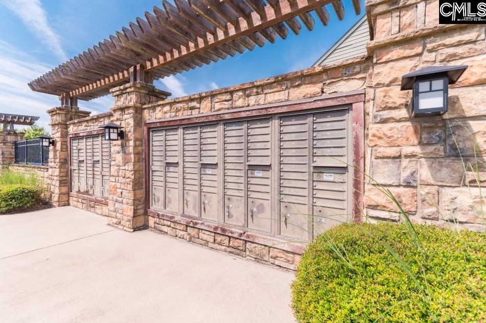 1929 Bluff Rd, Columbia SC  29201-5100 exterior