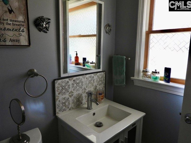 1101 Cramer Dr, Columbia SC 29203-3828 exterior