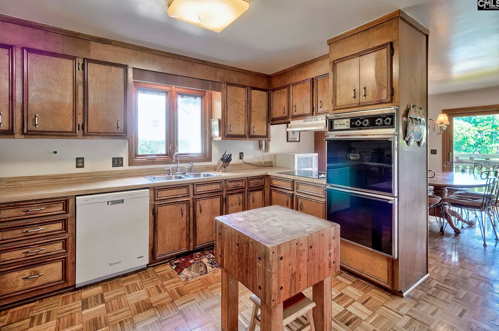 200 Spg Rd, Columbia SC 29223-7052 exterior