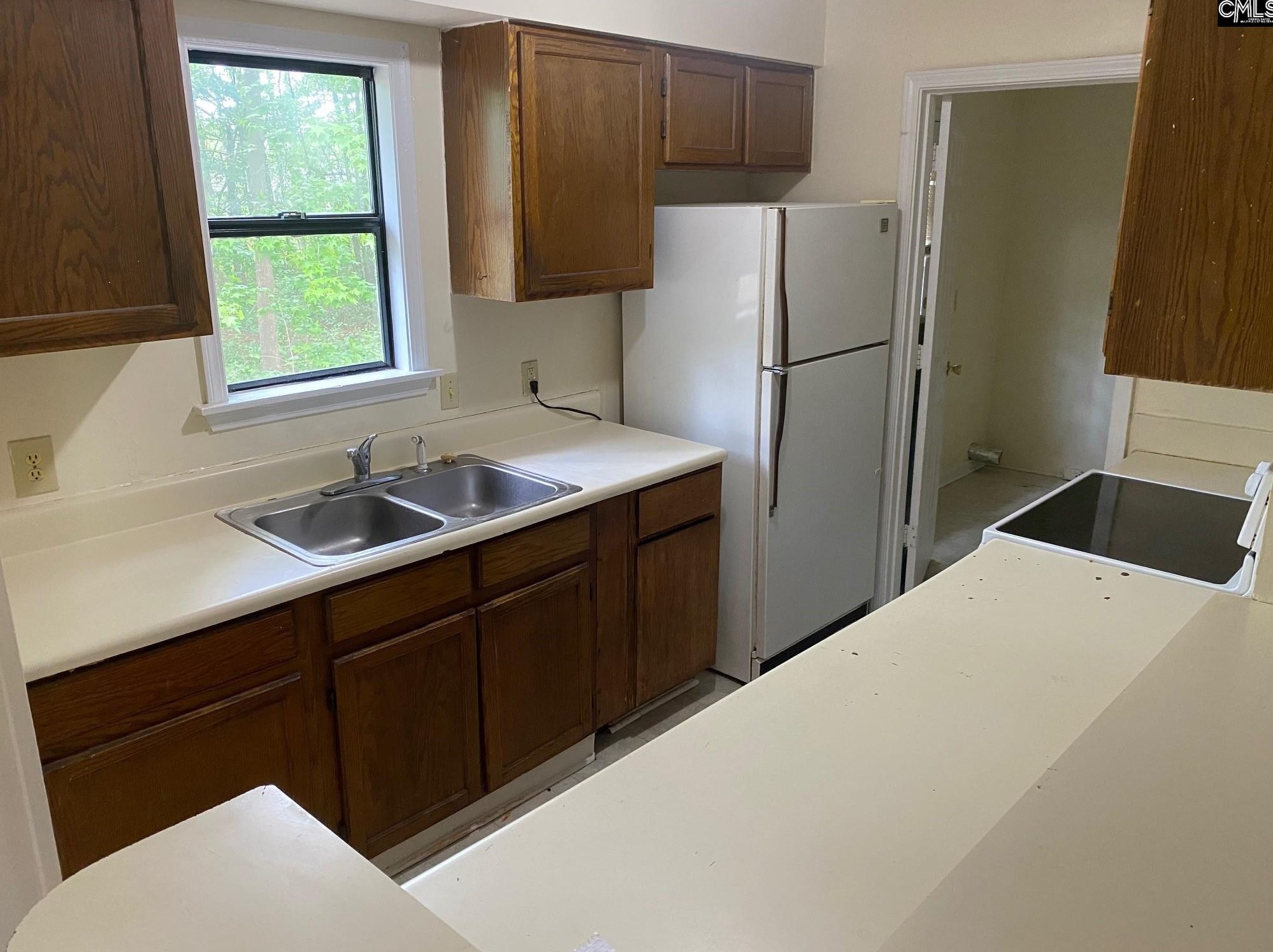 1001 Rockymount Rd, Columbia, SC 29203-1121