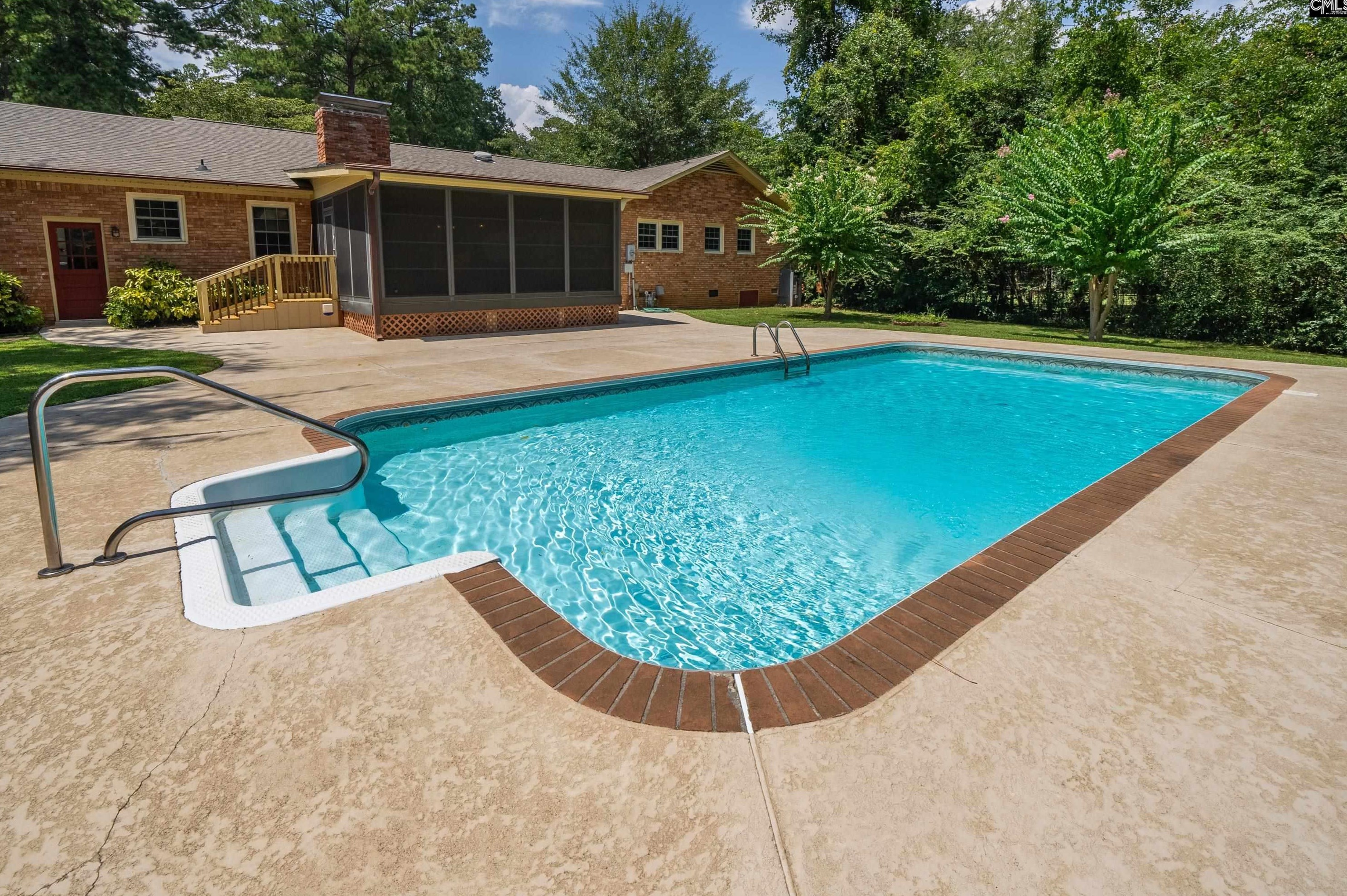 348 Lewisham Rd, Columbia SC 29210-3711 exterior