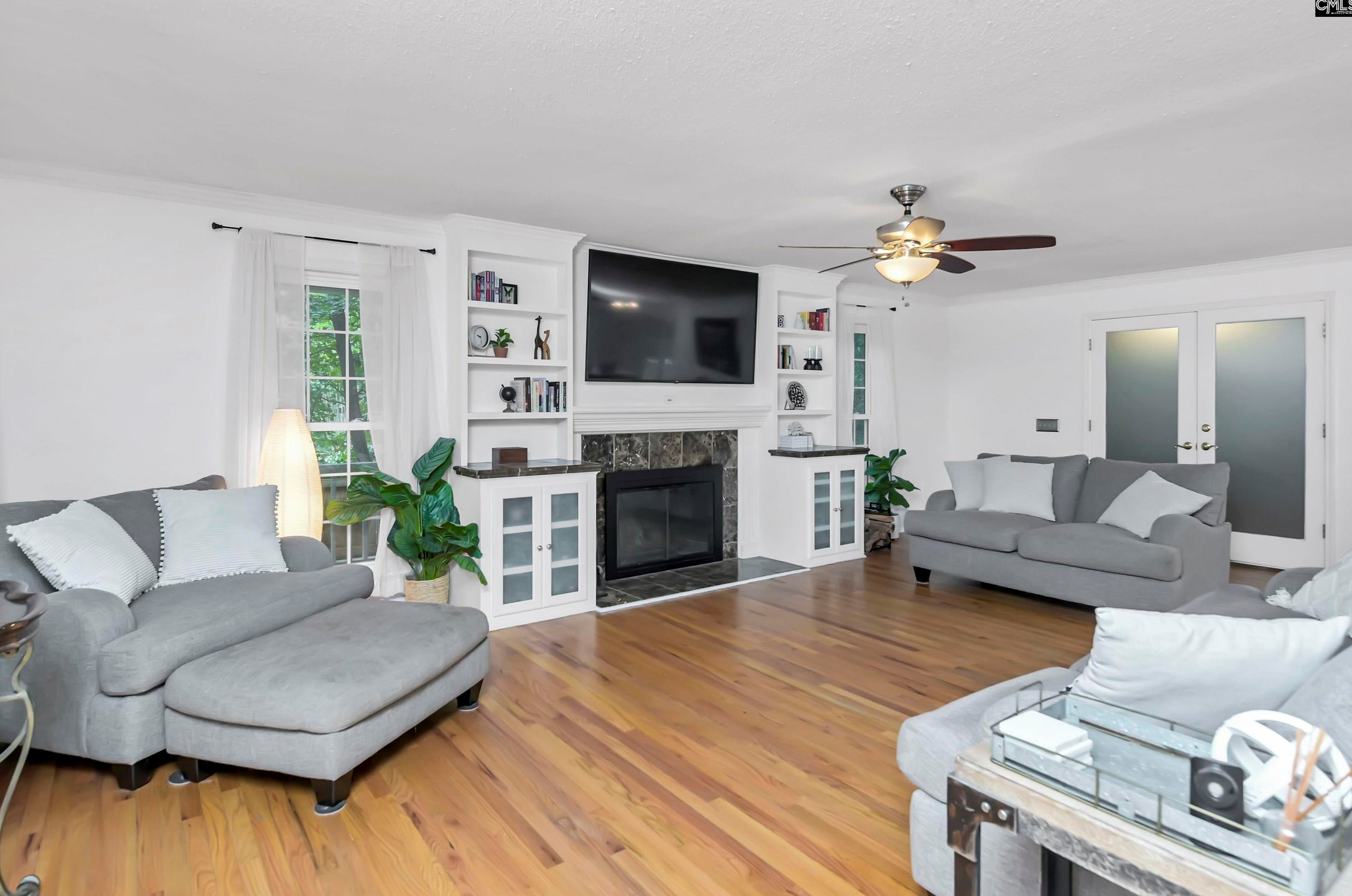 112 Carola Ln, Lexington, SC 29072