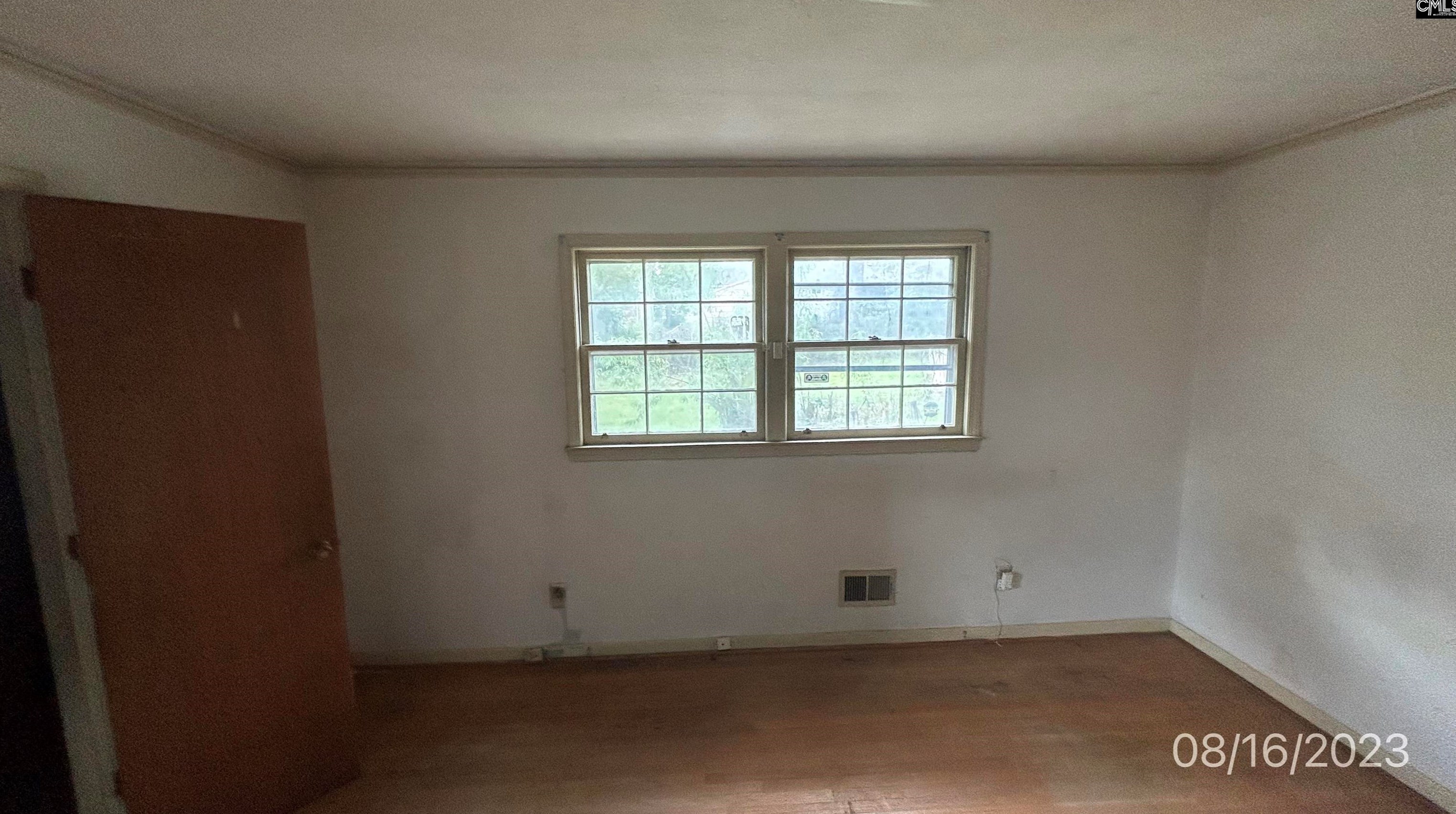 212 Clover Bay Dr, Columbia SC 29203-3009 exterior