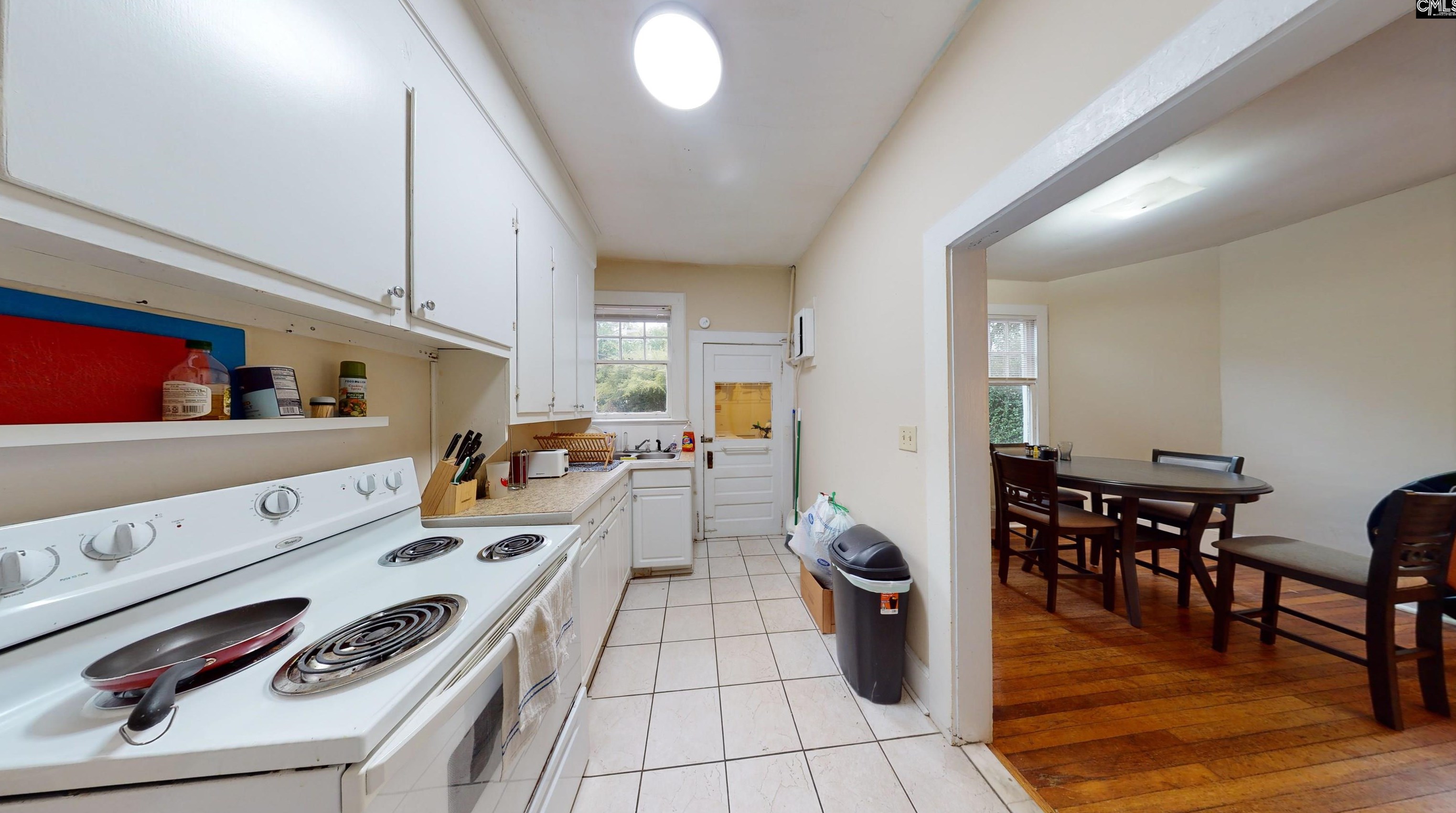 1617 Heyward St, Columbia SC 29205-3211 exterior