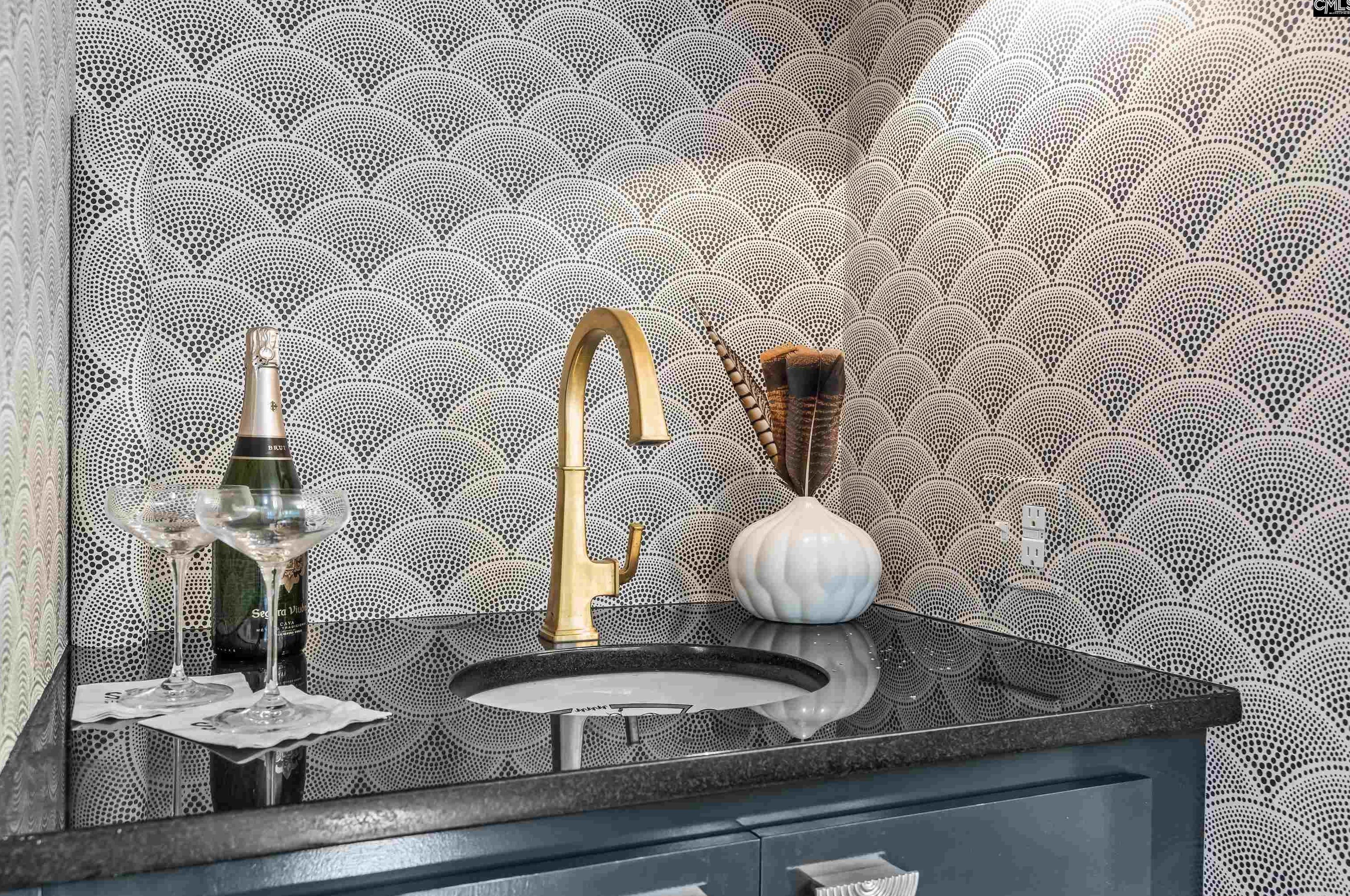 2300 Wheat St, Columbia SC 29205-2350 exterior