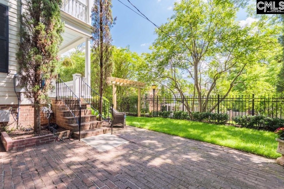 1938 College St, Columbia SC 29201-3922 exterior