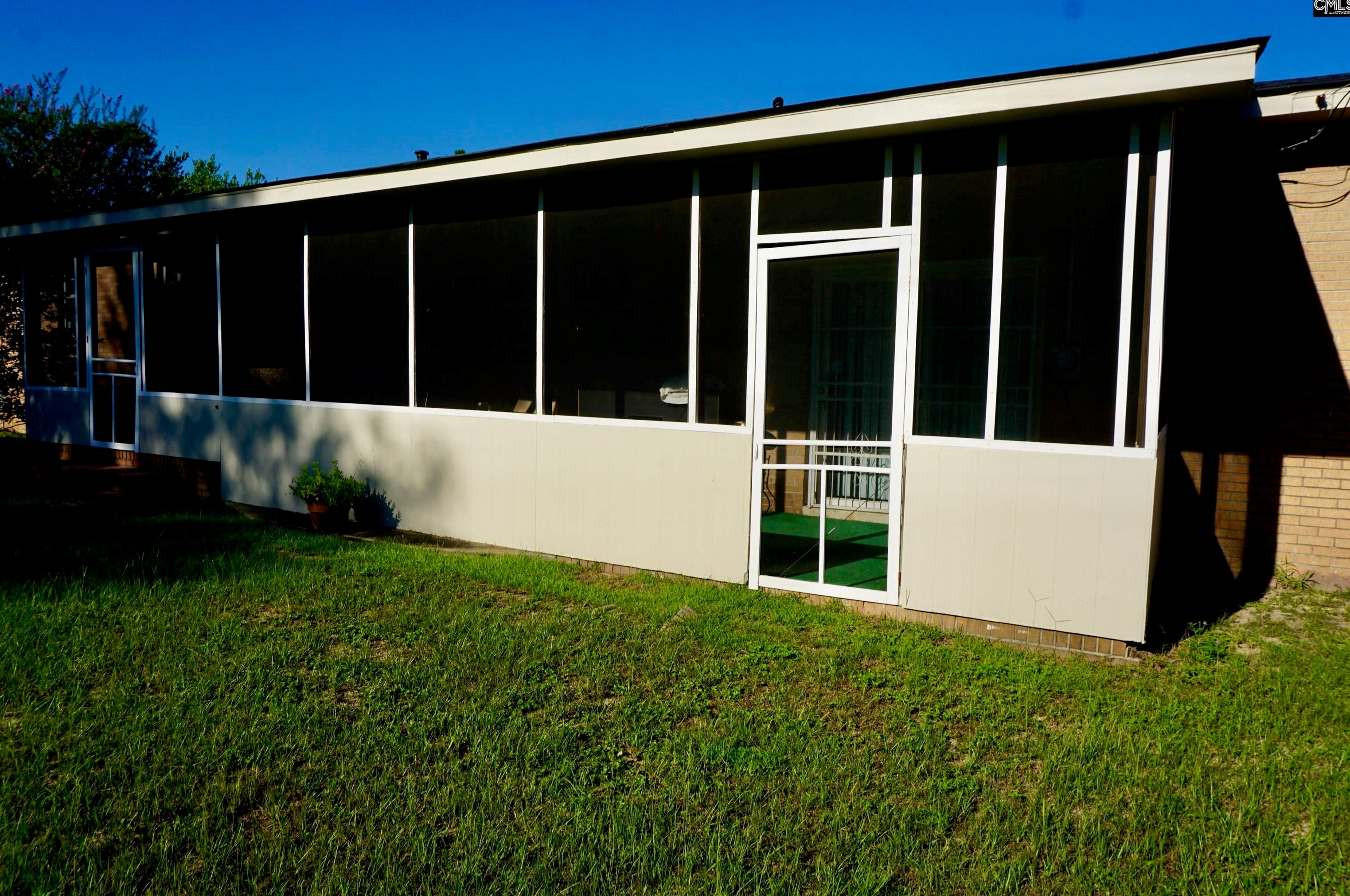 800 Armour St, Columbia SC 29203-5010 exterior