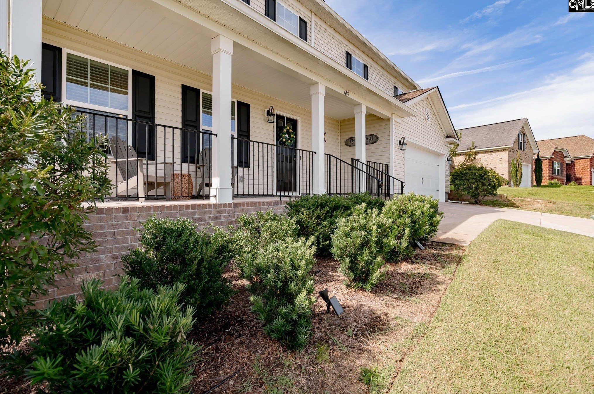 688 Gladiolus Dr, Columbia SC 29229-6904 exterior