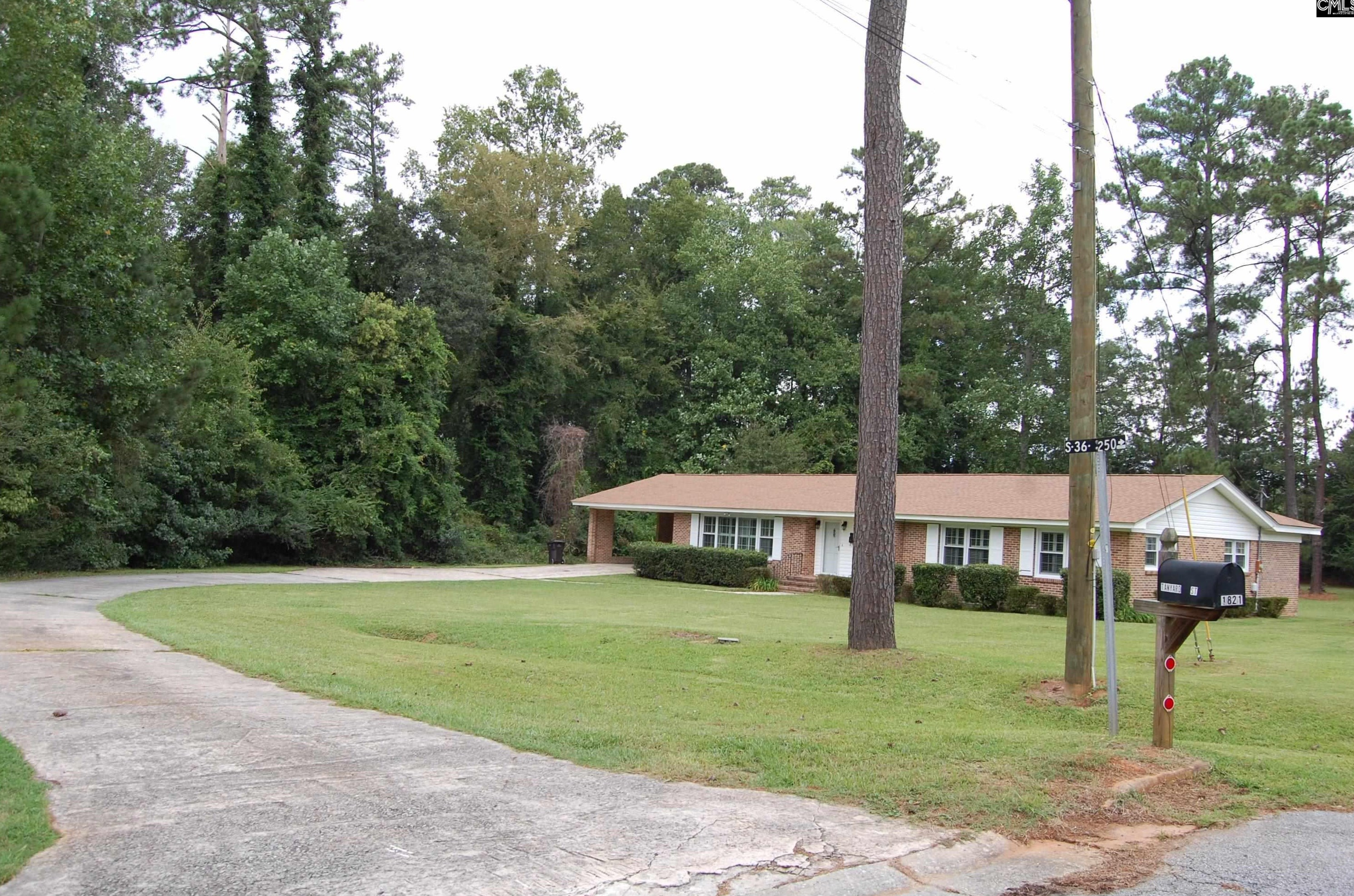 1821 Tanyard St, Newberry, SC 29108-2119