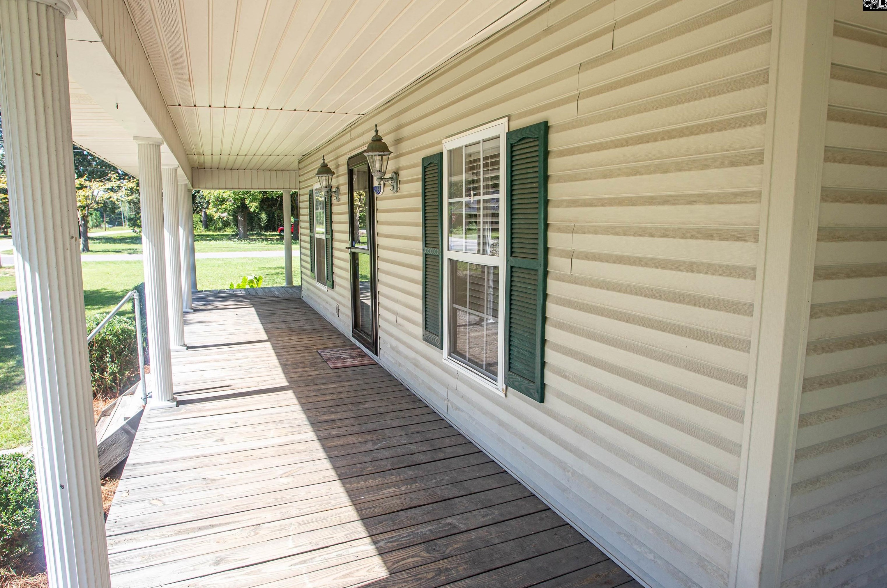 105 W College St, Bethune, SC 29009