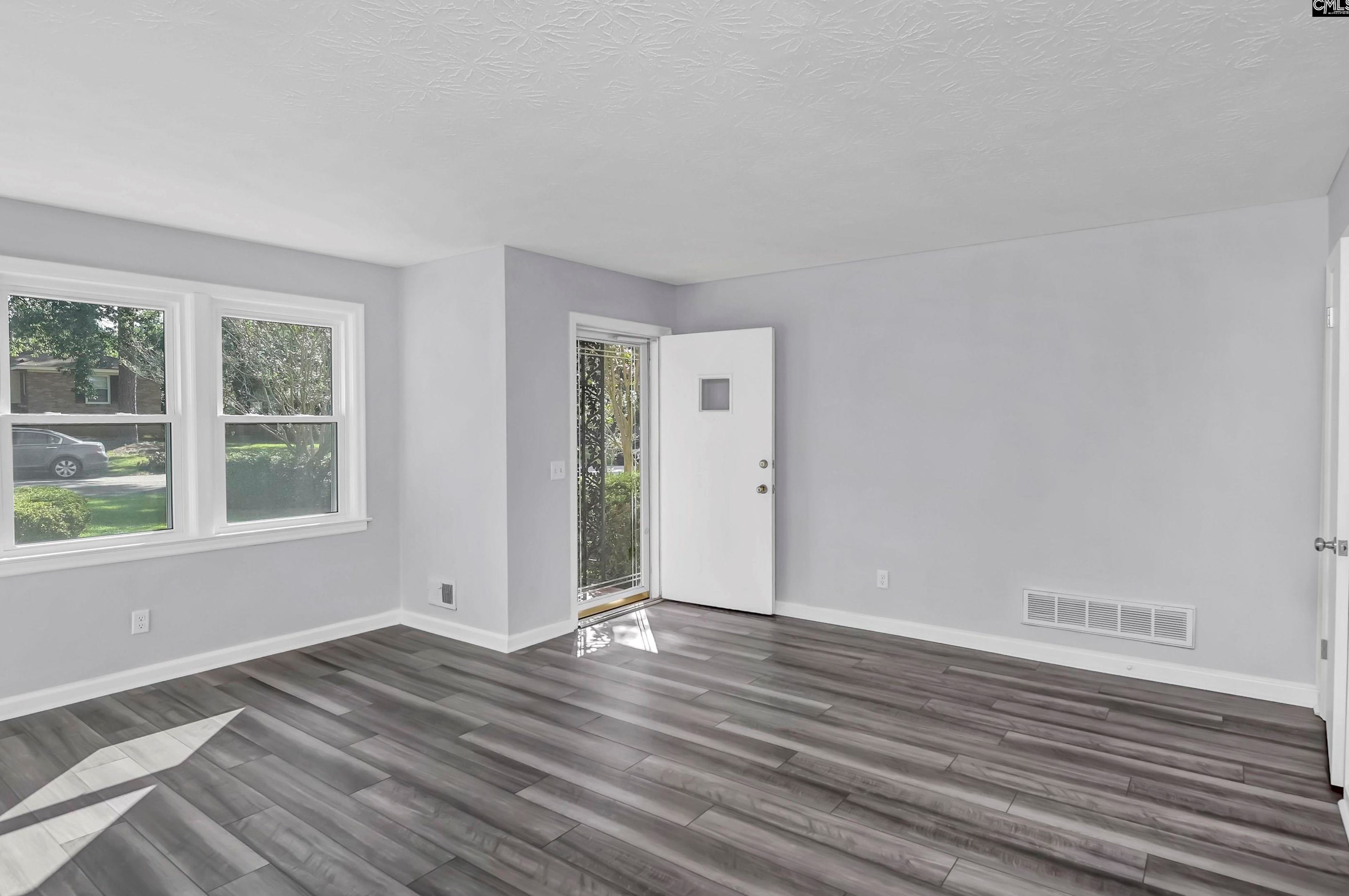 1825 Berkshire Dr, Columbia SC 29210-6841 exterior