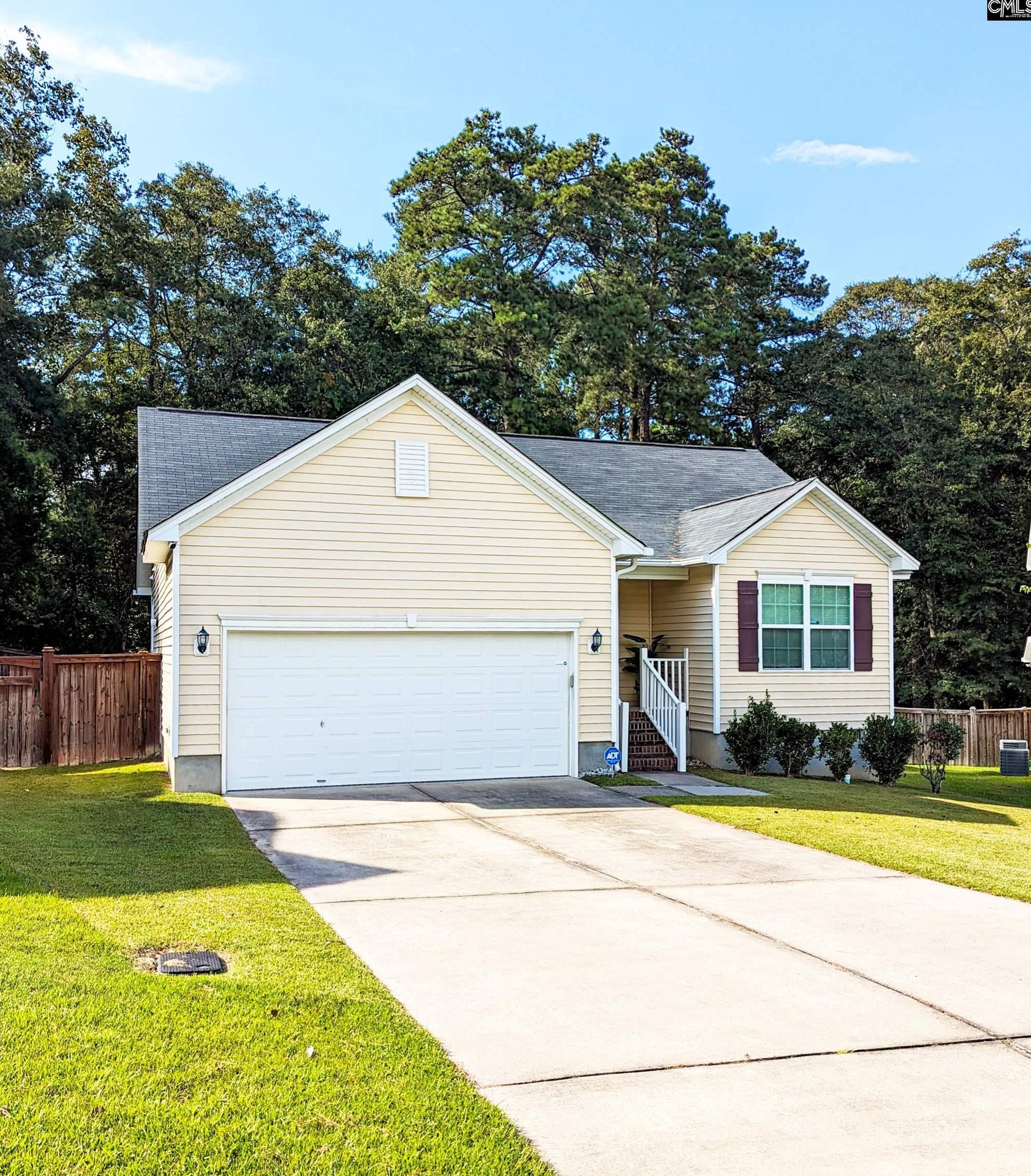 201 Kenmore Park Dr, Columbia, SC 29223-8253