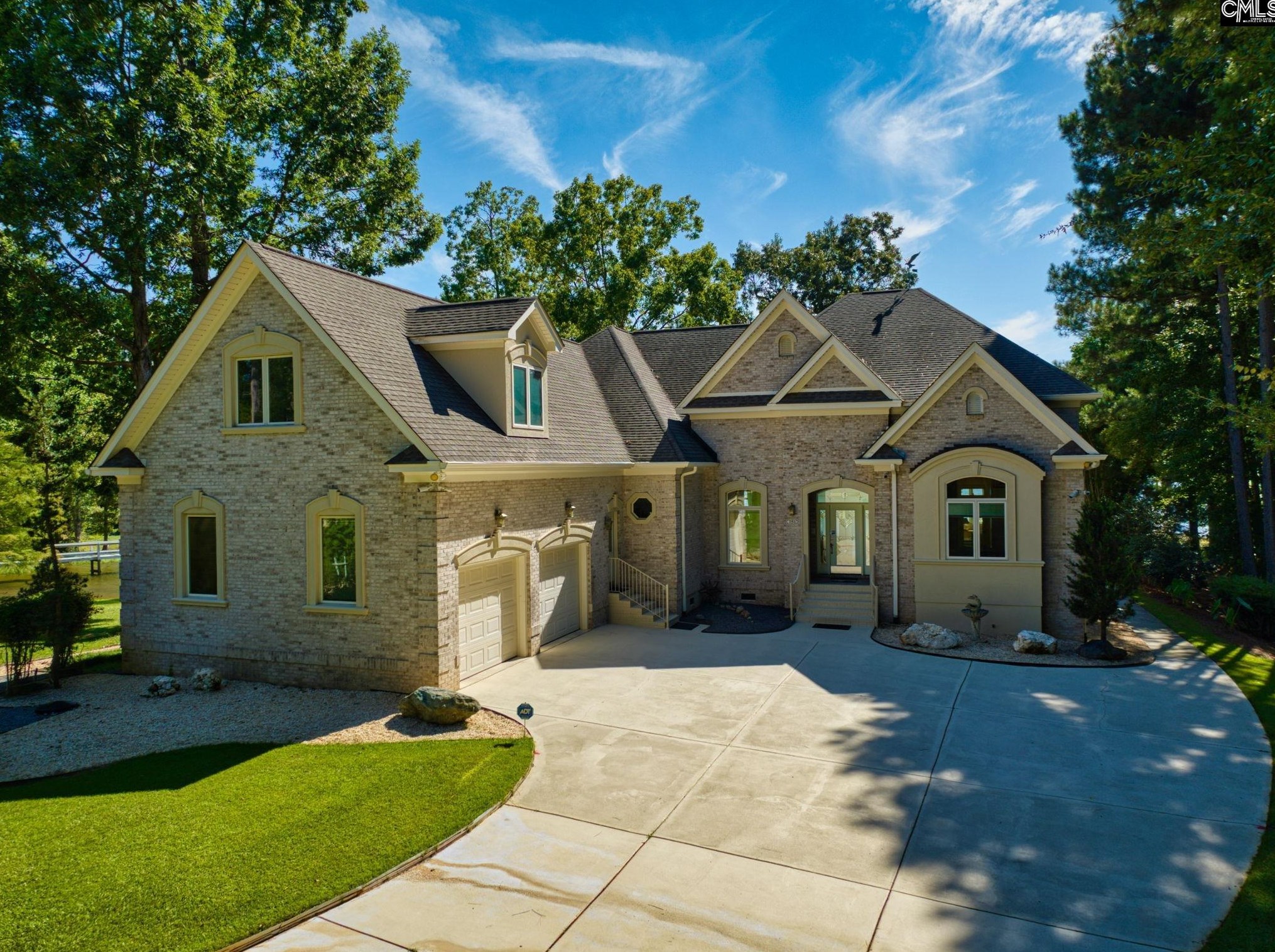951 Peninsula Dr, Stoney Hill, SC 29127