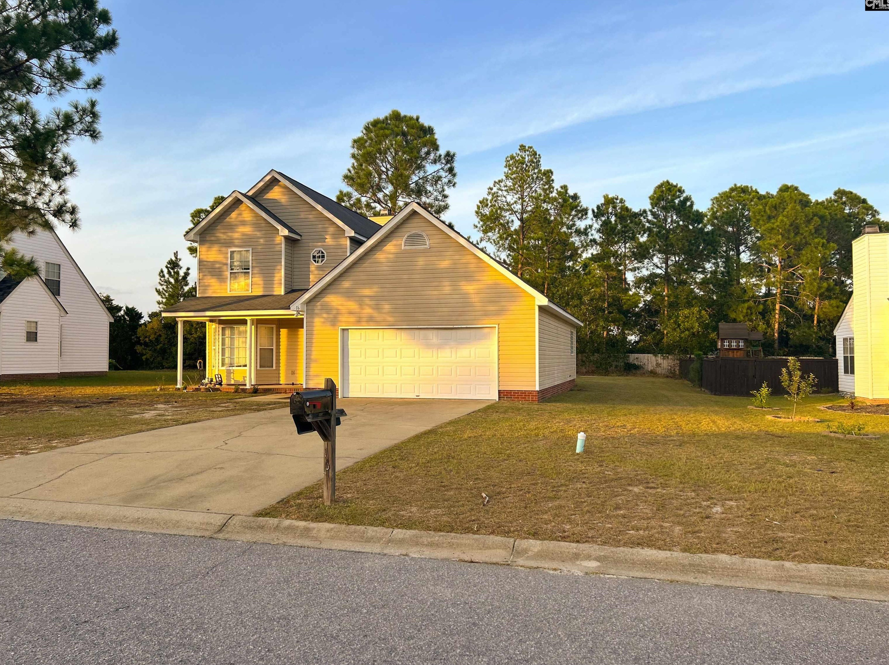 16 Smokewood Dr, Elgin, SC 29045-9563