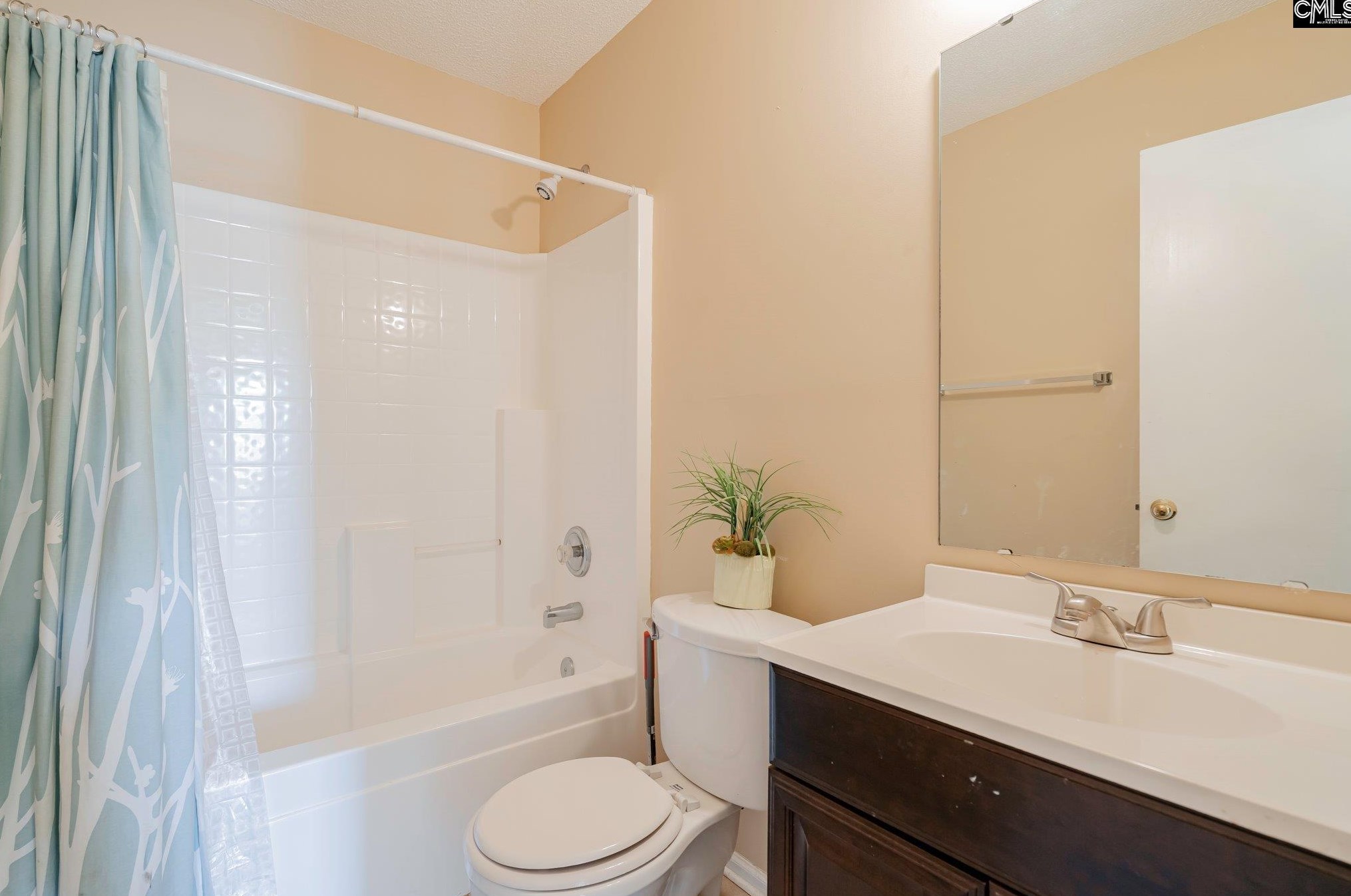 208 Gln Knl Dr, Columbia SC 29229-9245 exterior