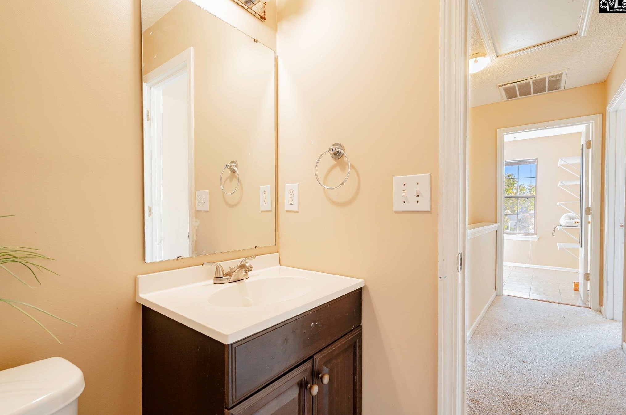 208 Gln Knl Dr, Columbia SC 29229-9245 exterior