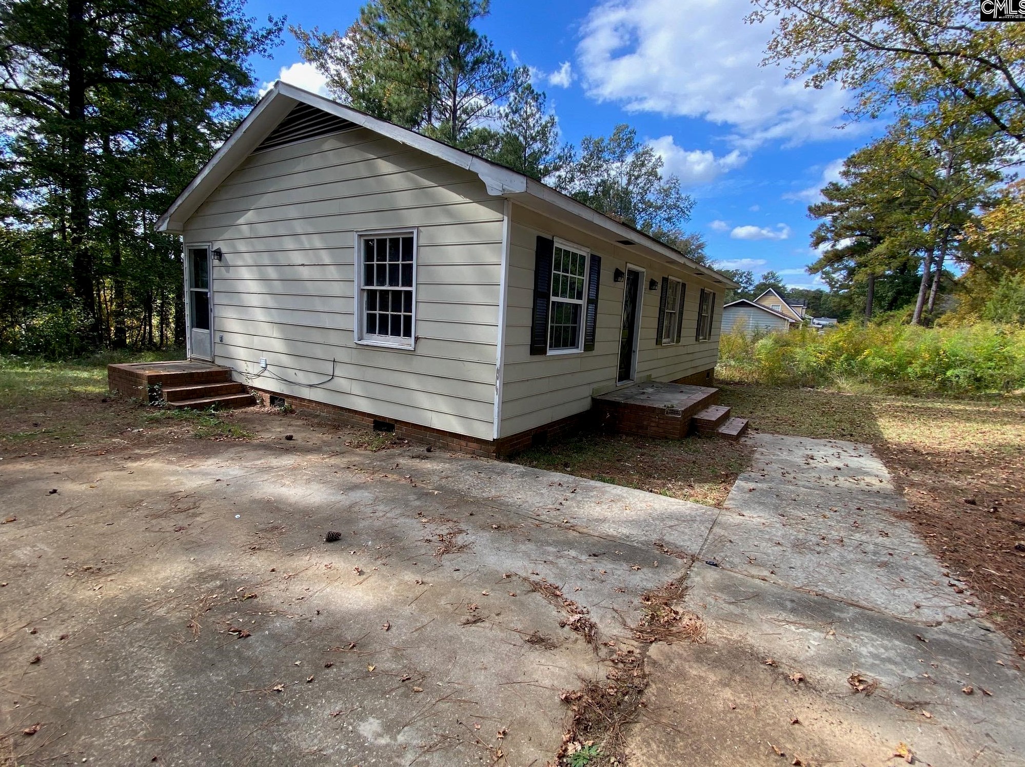 1017 Rockymount Rd, Columbia SC 29203-1123 exterior