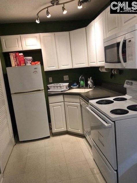 1227 Barnwell St Apt 31, Columbia, SC 29201