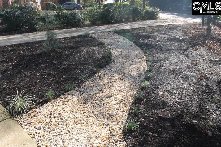 1916 Berkshire Dr, Columbia SC 29210-6841 exterior